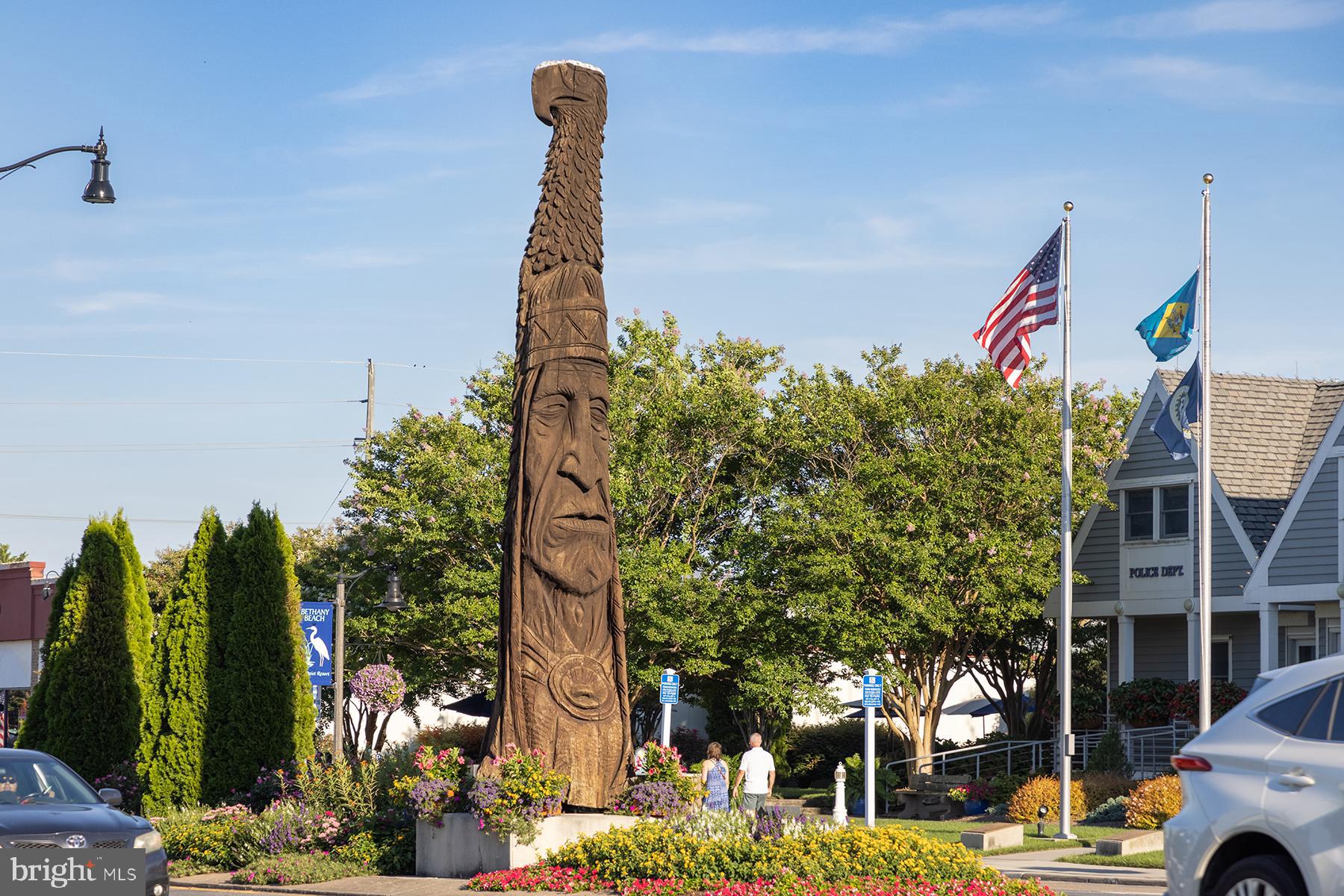 CREEKSIDE - Residential