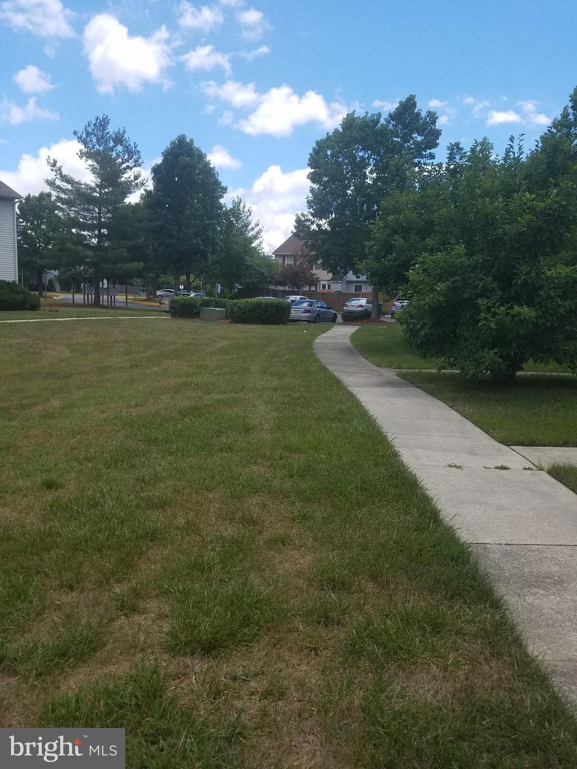 ST CHARLES SUB - HAMPSHIRE - Residential Lease