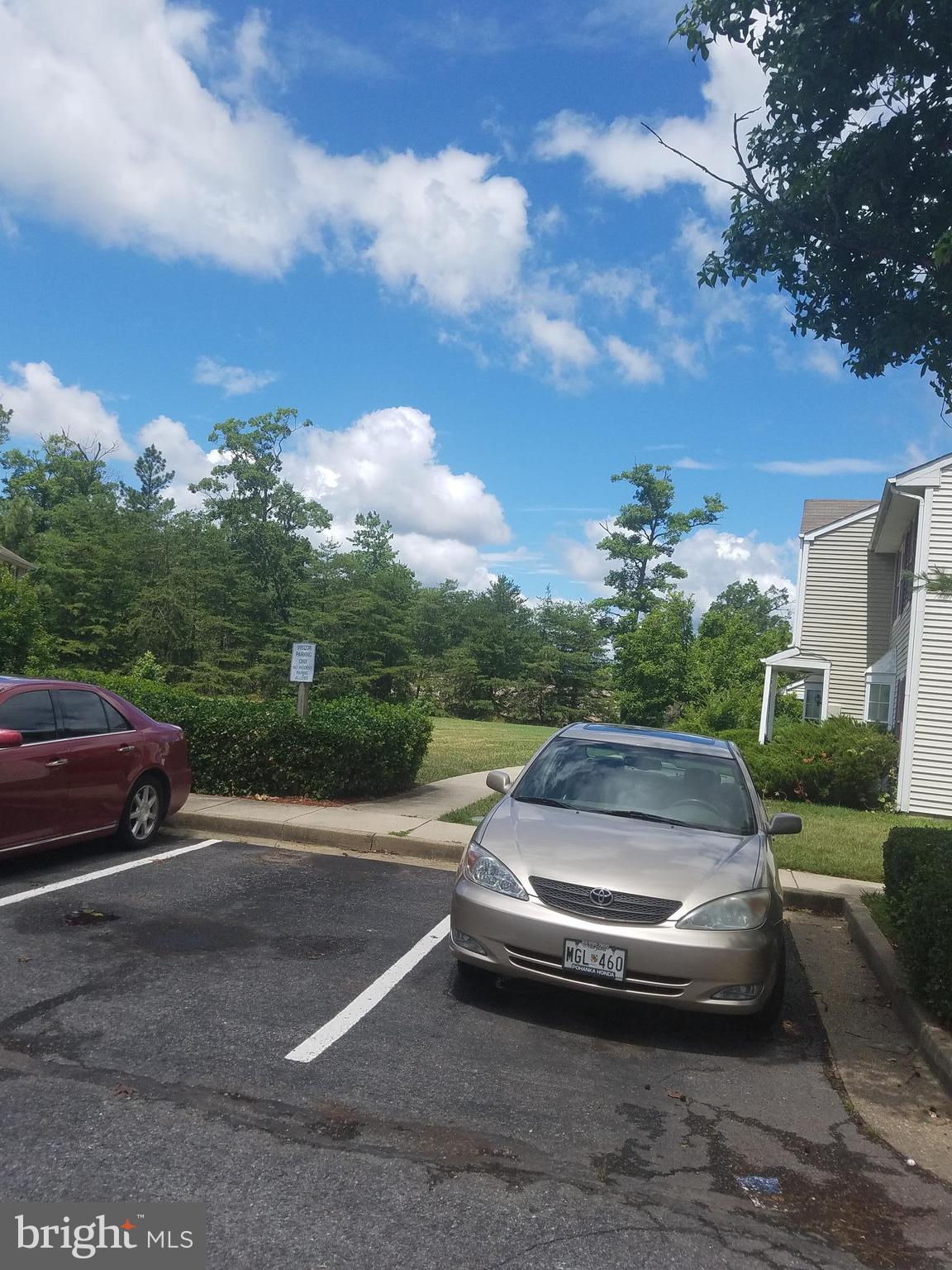 ST CHARLES SUB - HAMPSHIRE - Residential Lease