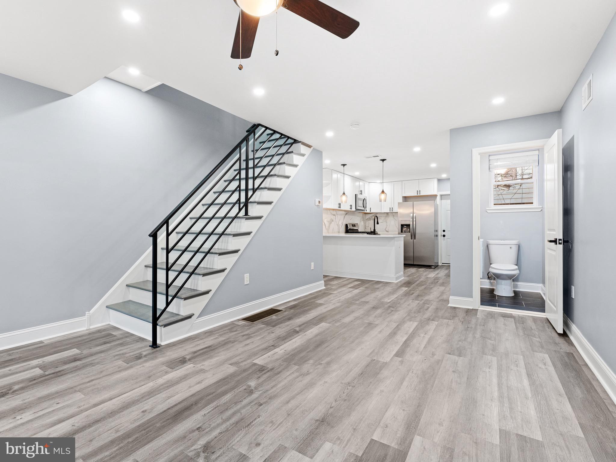 PORT RICHMOND - Residential