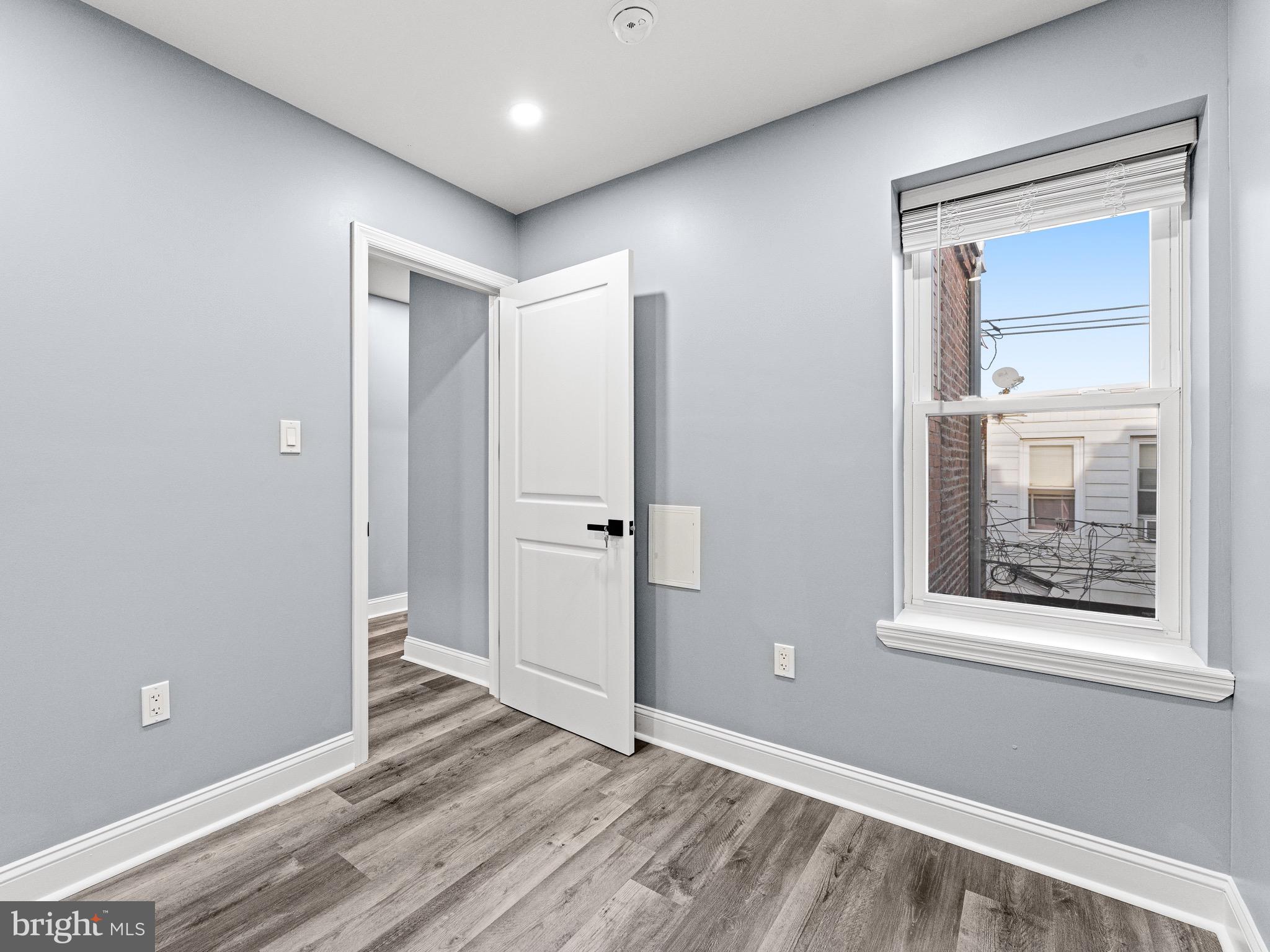 PORT RICHMOND - Residential