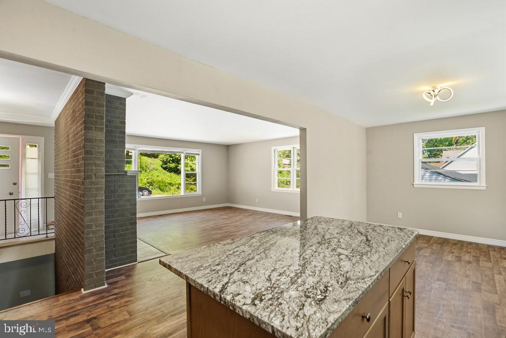 CEDAR RIDGE - Residential