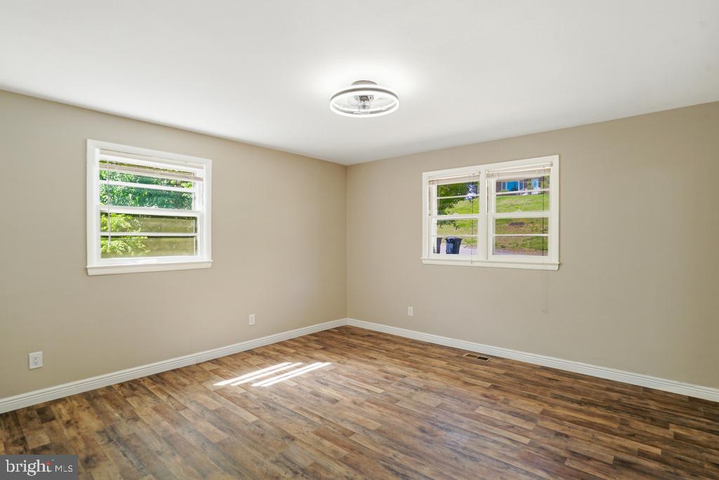 CEDAR RIDGE - Residential