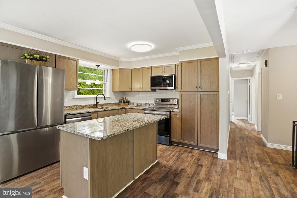 CEDAR RIDGE - Residential