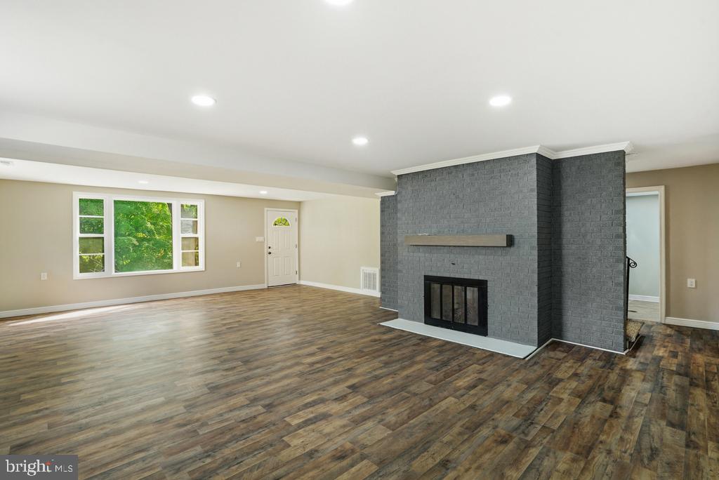 CEDAR RIDGE - Residential