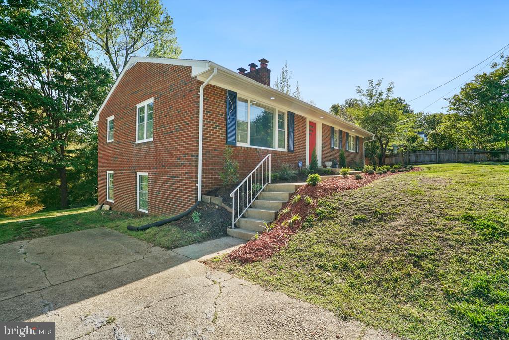 CEDAR RIDGE - Residential