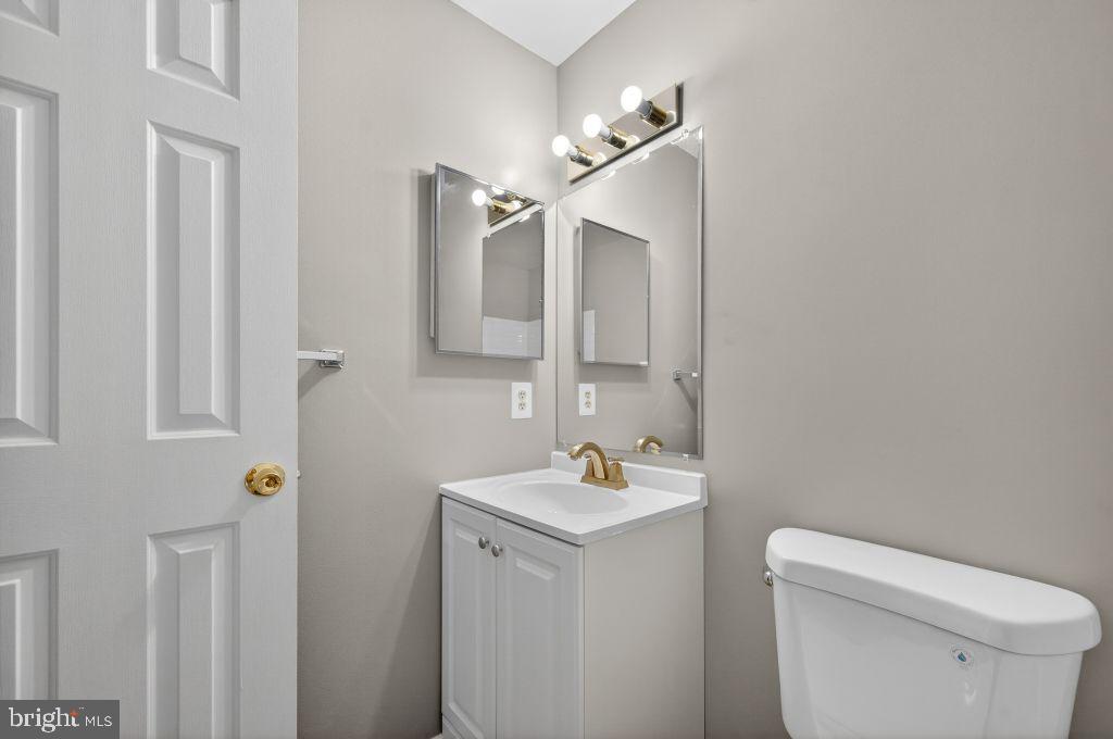 WILLIAMSTOWN - Residential