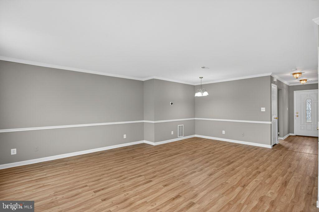 WILLIAMSTOWN - Residential