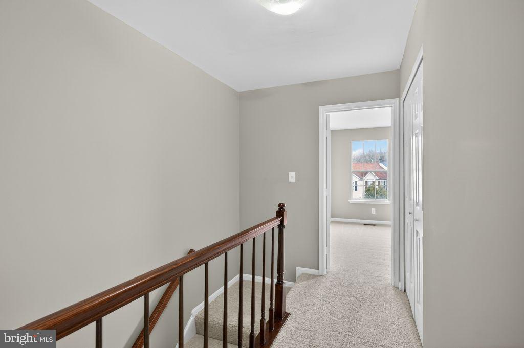 WILLIAMSTOWN - Residential