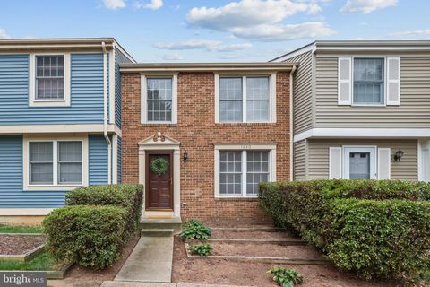 1640 BARNSTEAD DRIVE RESTON VA 20194