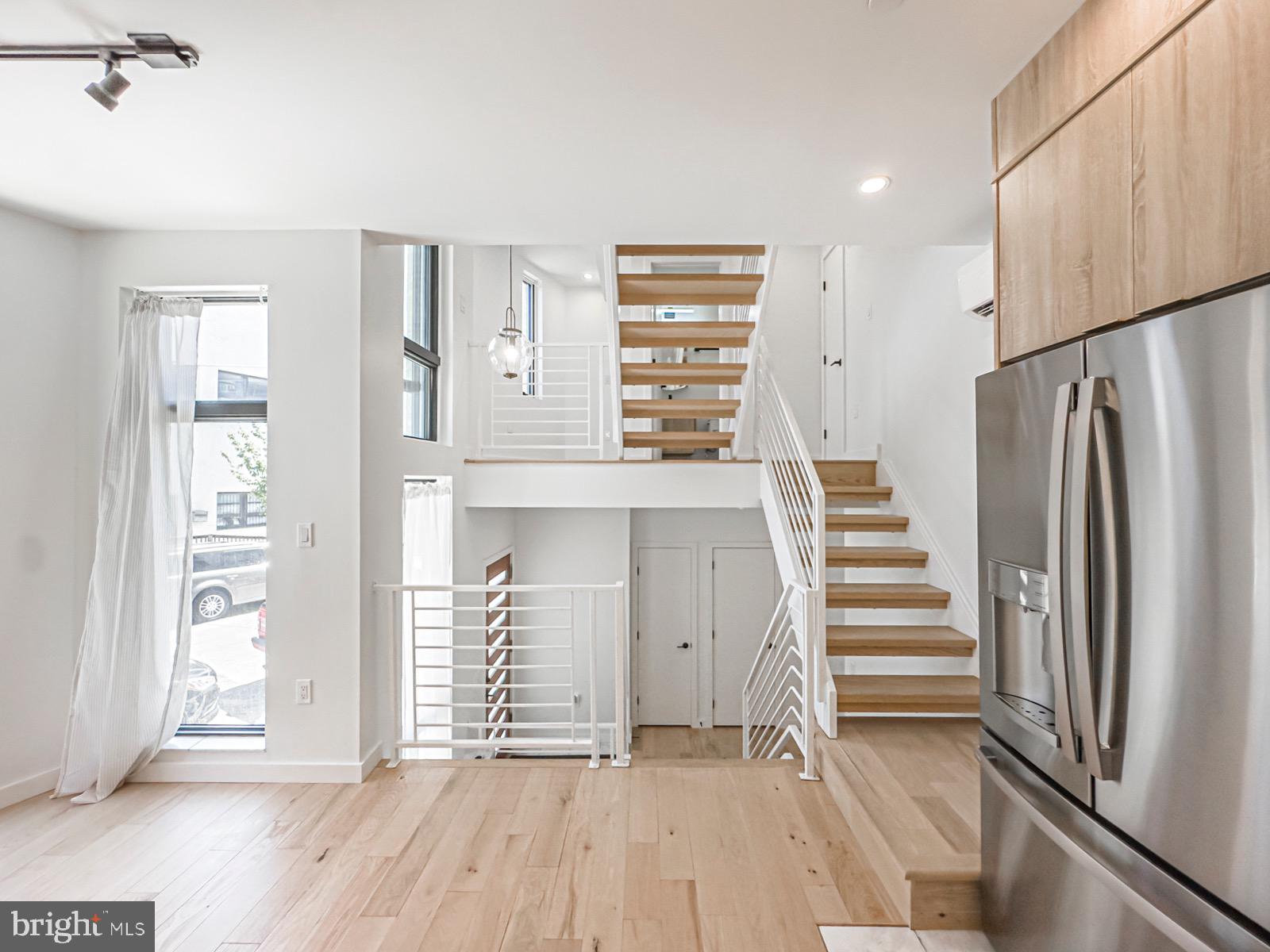 OLDE KENSINGTON - Residential