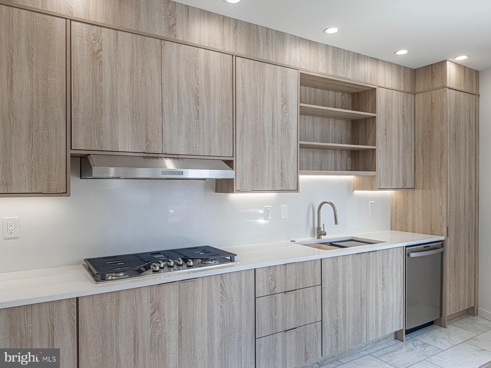 OLDE KENSINGTON - Residential