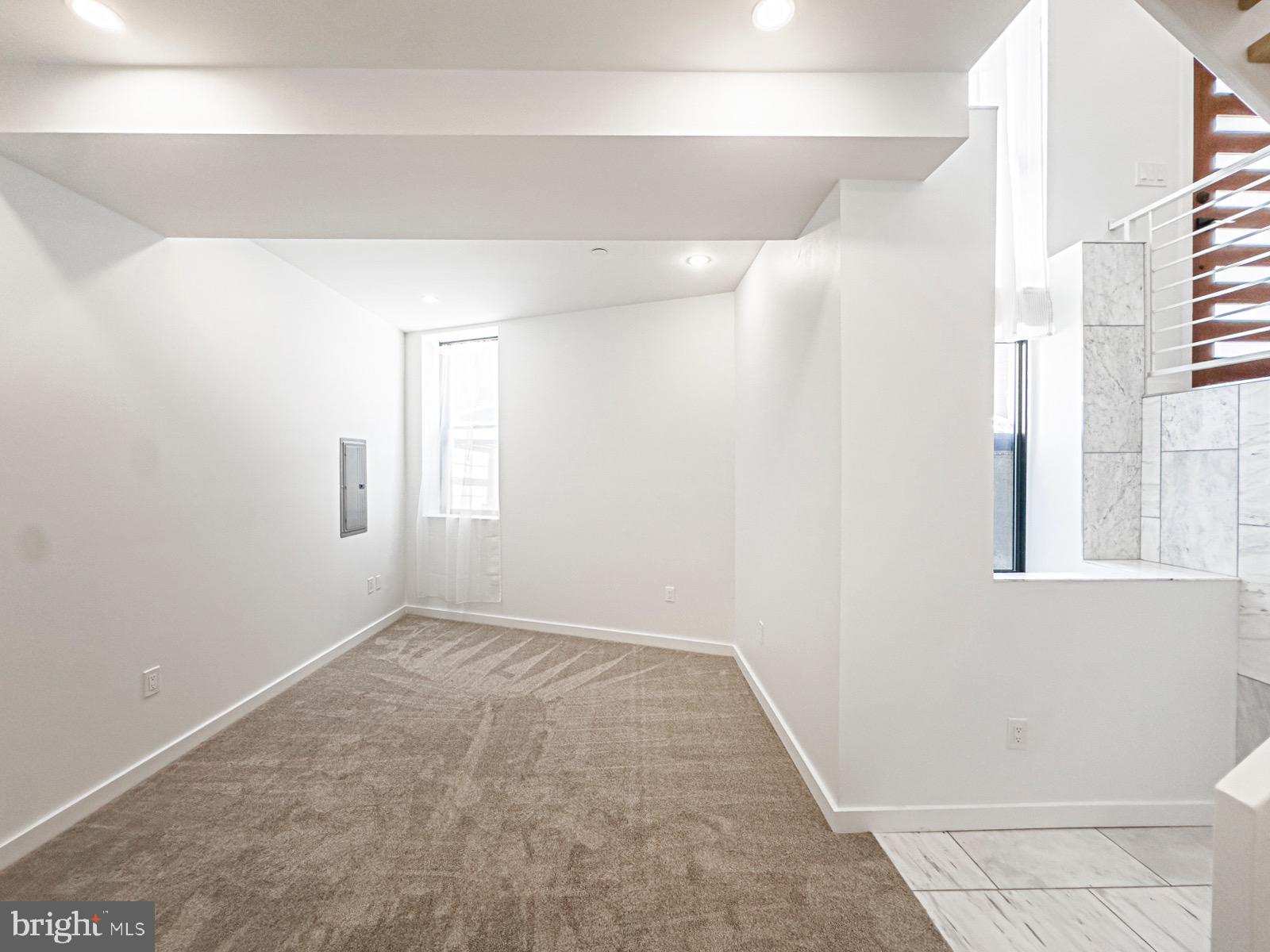 OLDE KENSINGTON - Residential