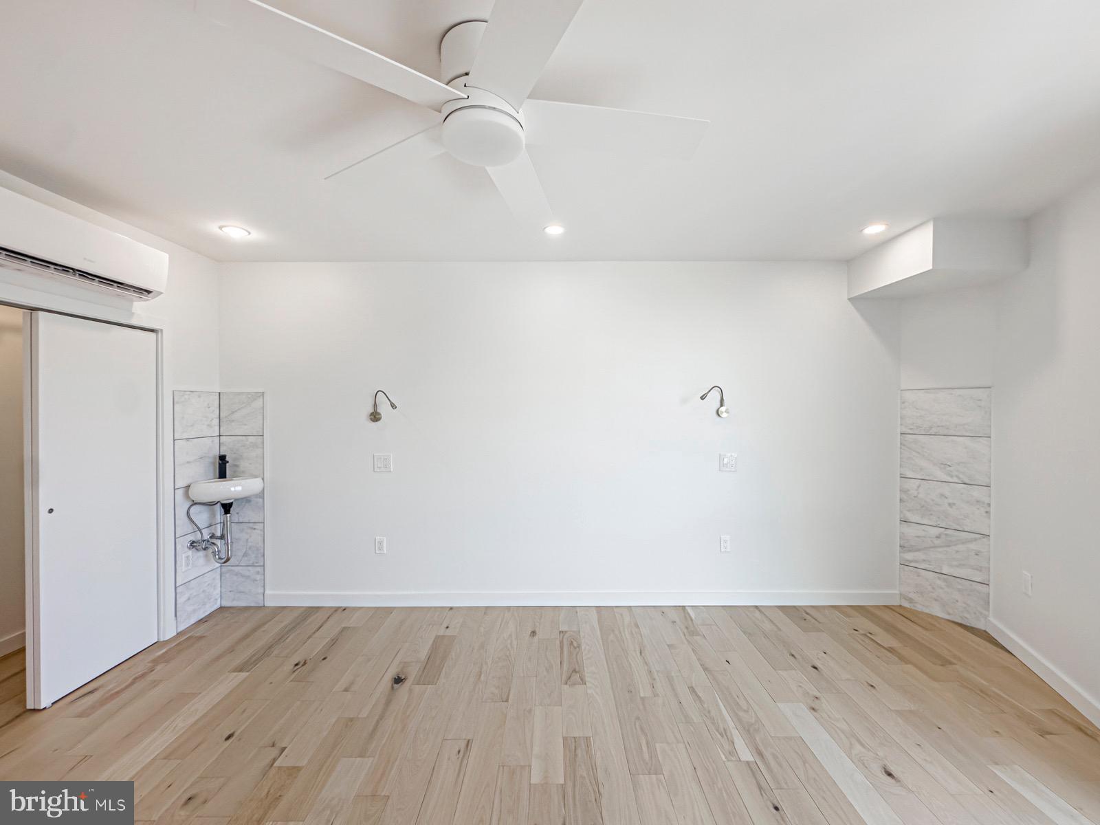 OLDE KENSINGTON - Residential