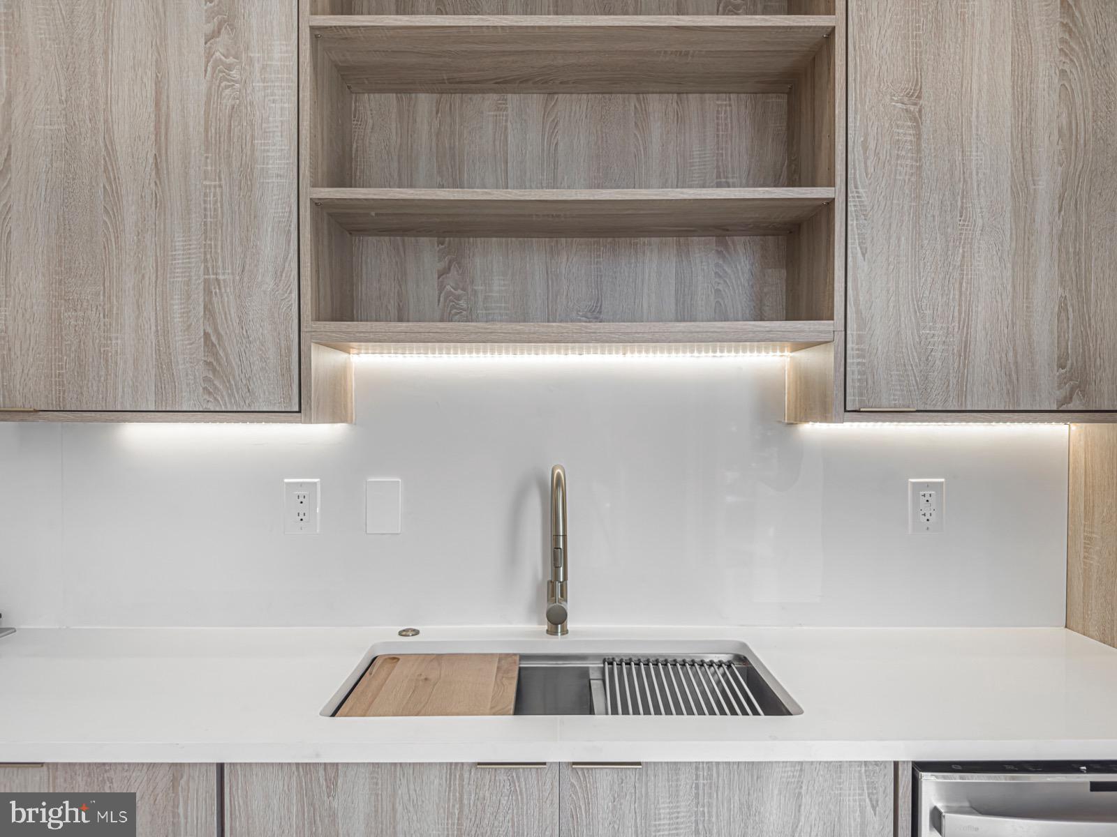 OLDE KENSINGTON - Residential