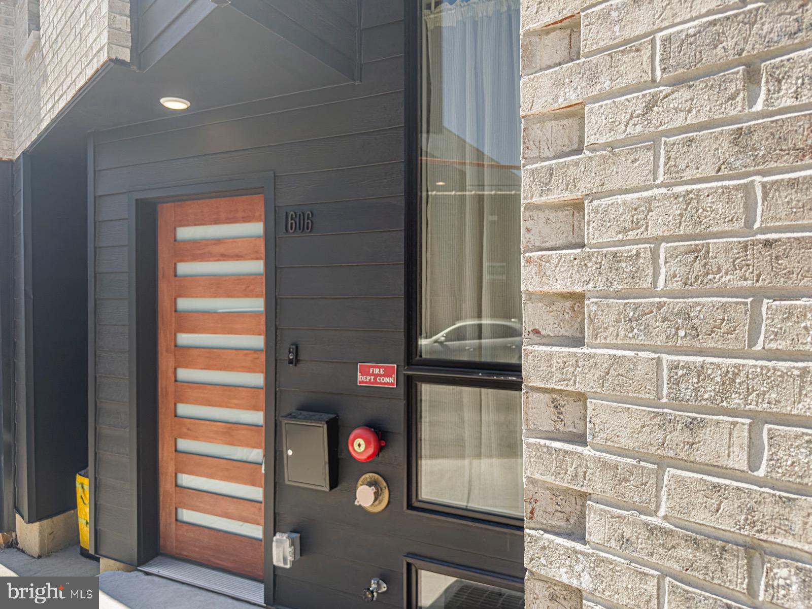 OLDE KENSINGTON - Residential