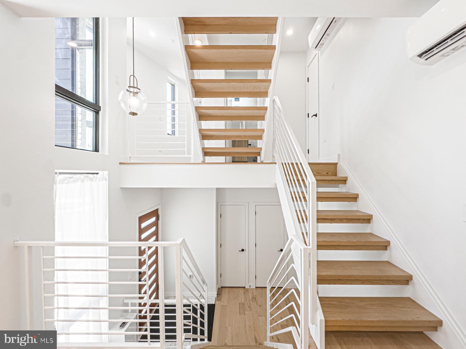 OLDE KENSINGTON - Residential