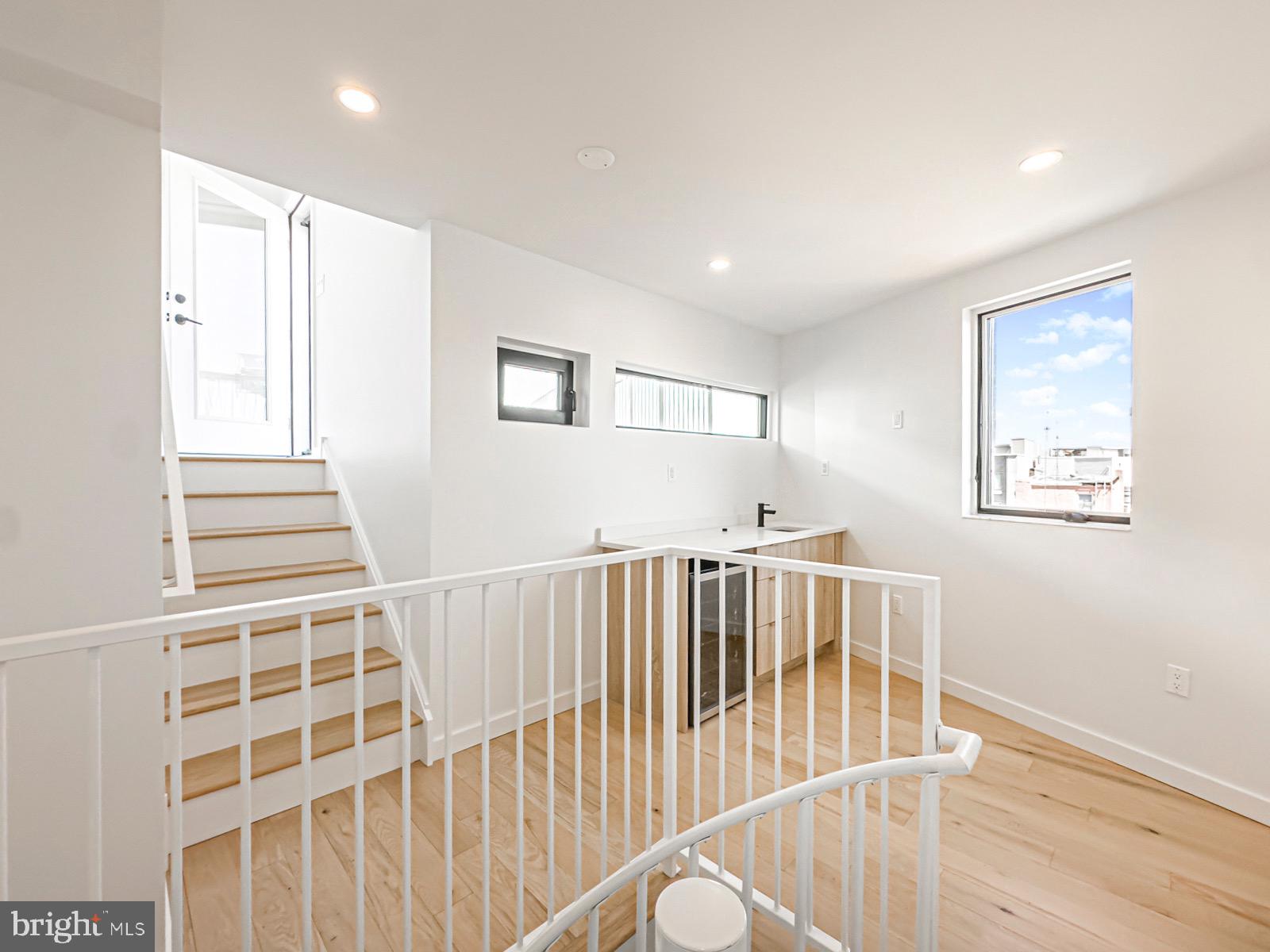 OLDE KENSINGTON - Residential