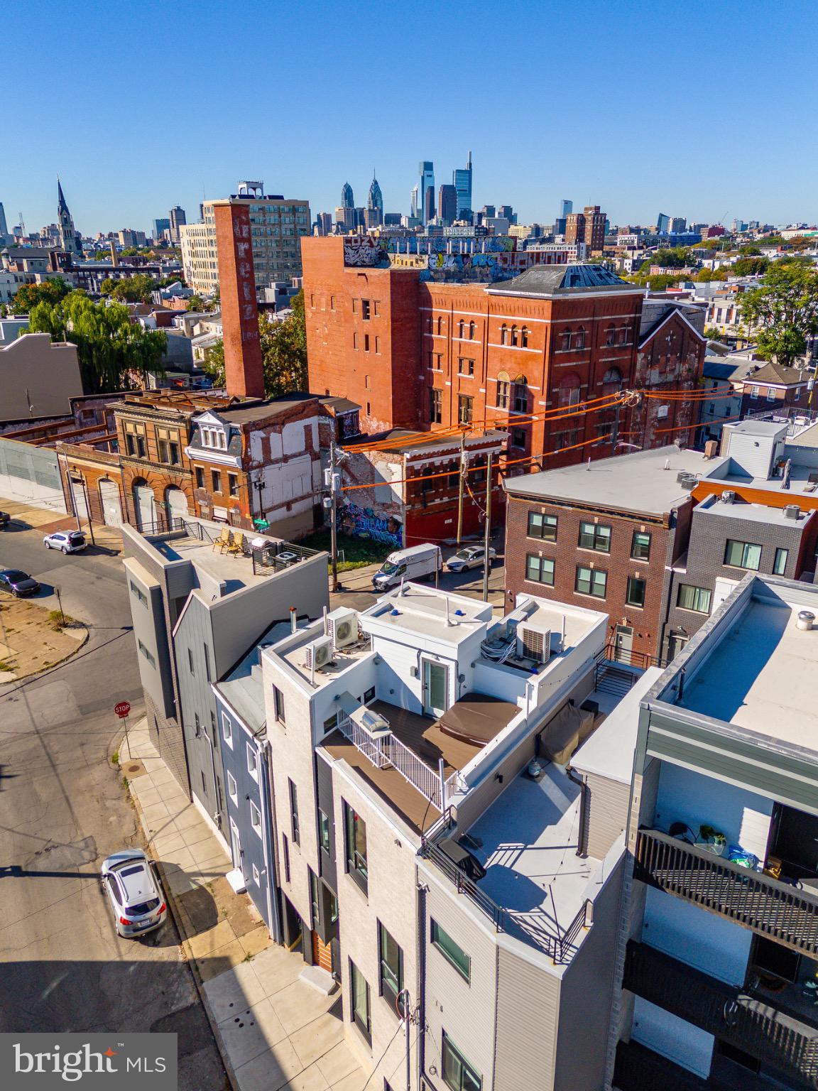 OLDE KENSINGTON - Residential