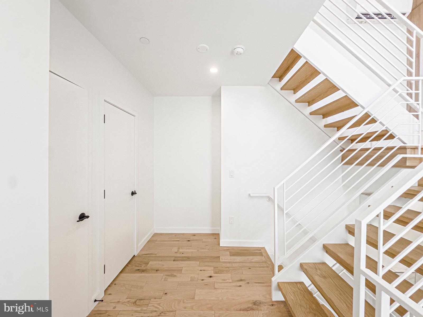 OLDE KENSINGTON - Residential