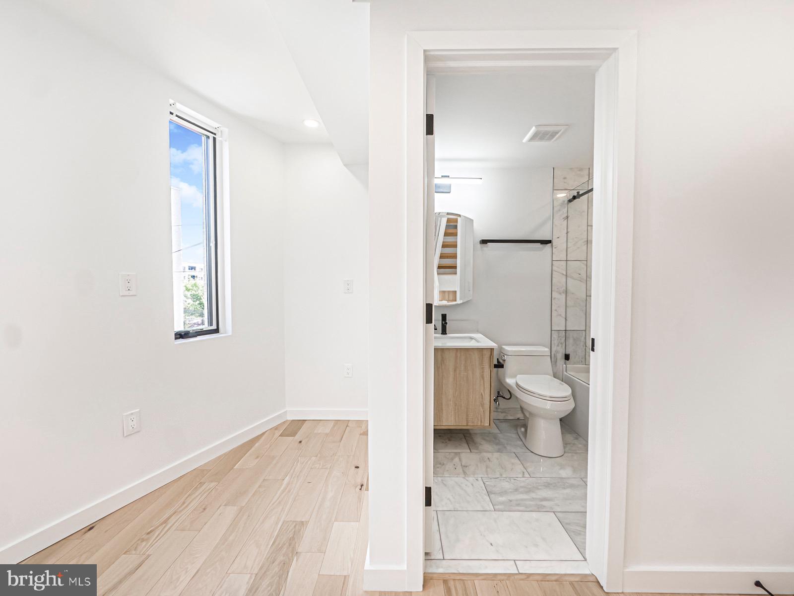 OLDE KENSINGTON - Residential