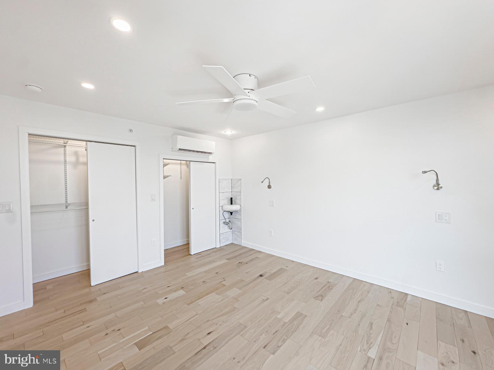 OLDE KENSINGTON - Residential