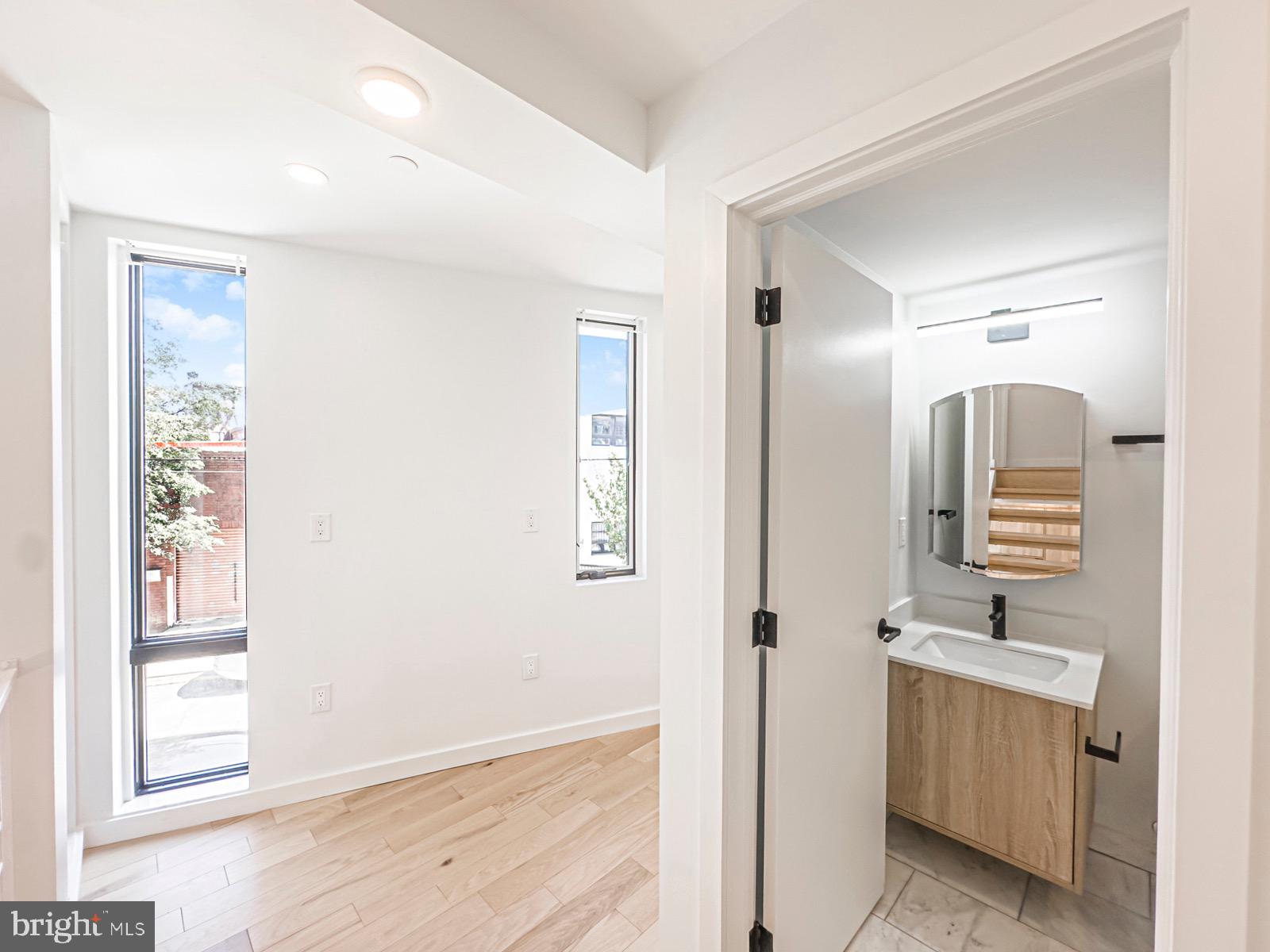 OLDE KENSINGTON - Residential