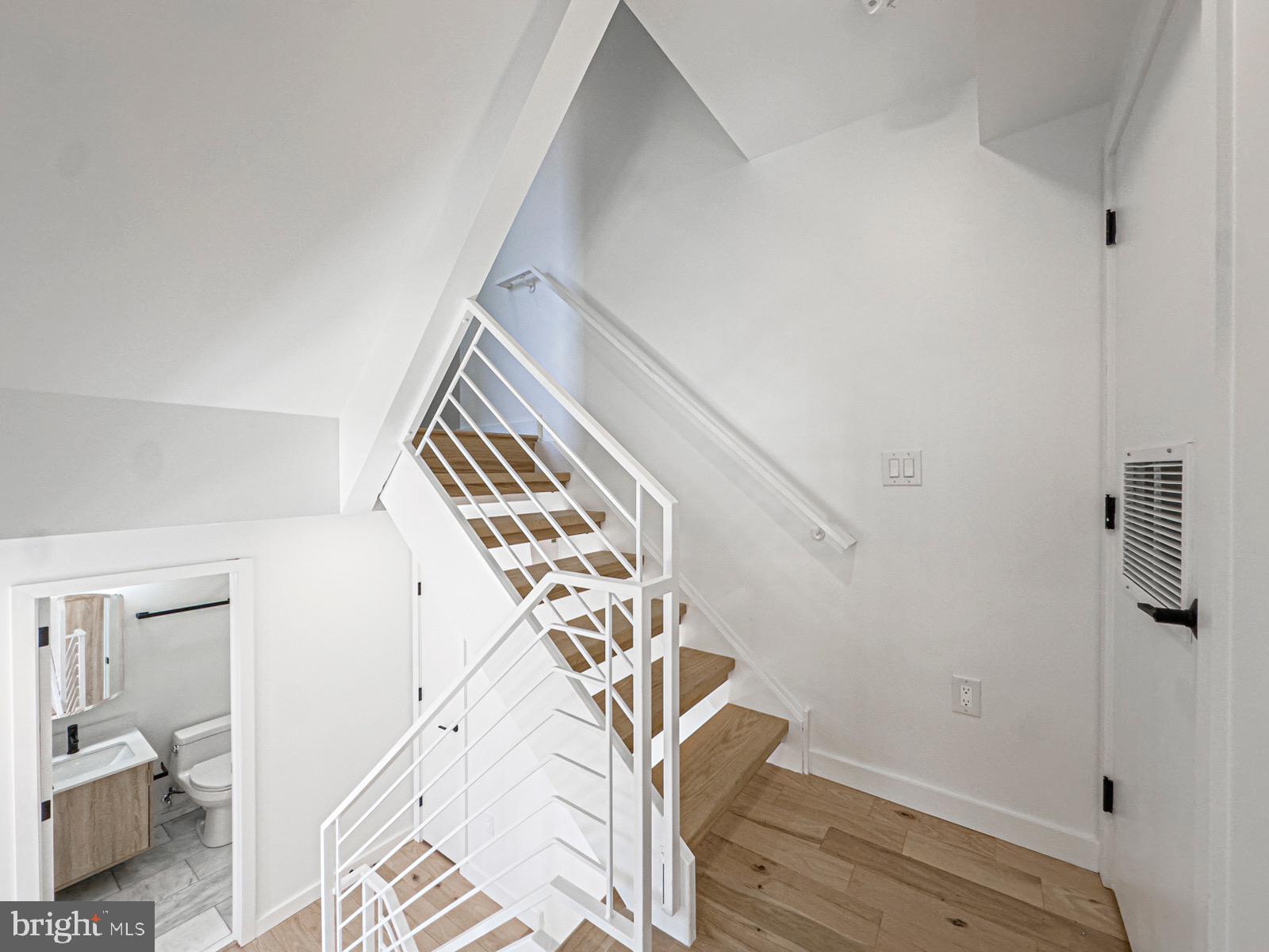 OLDE KENSINGTON - Residential