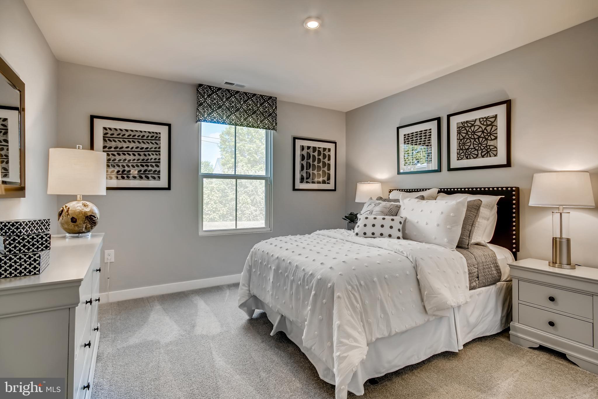 THE LAKES AT MARTINSBURG - Residential