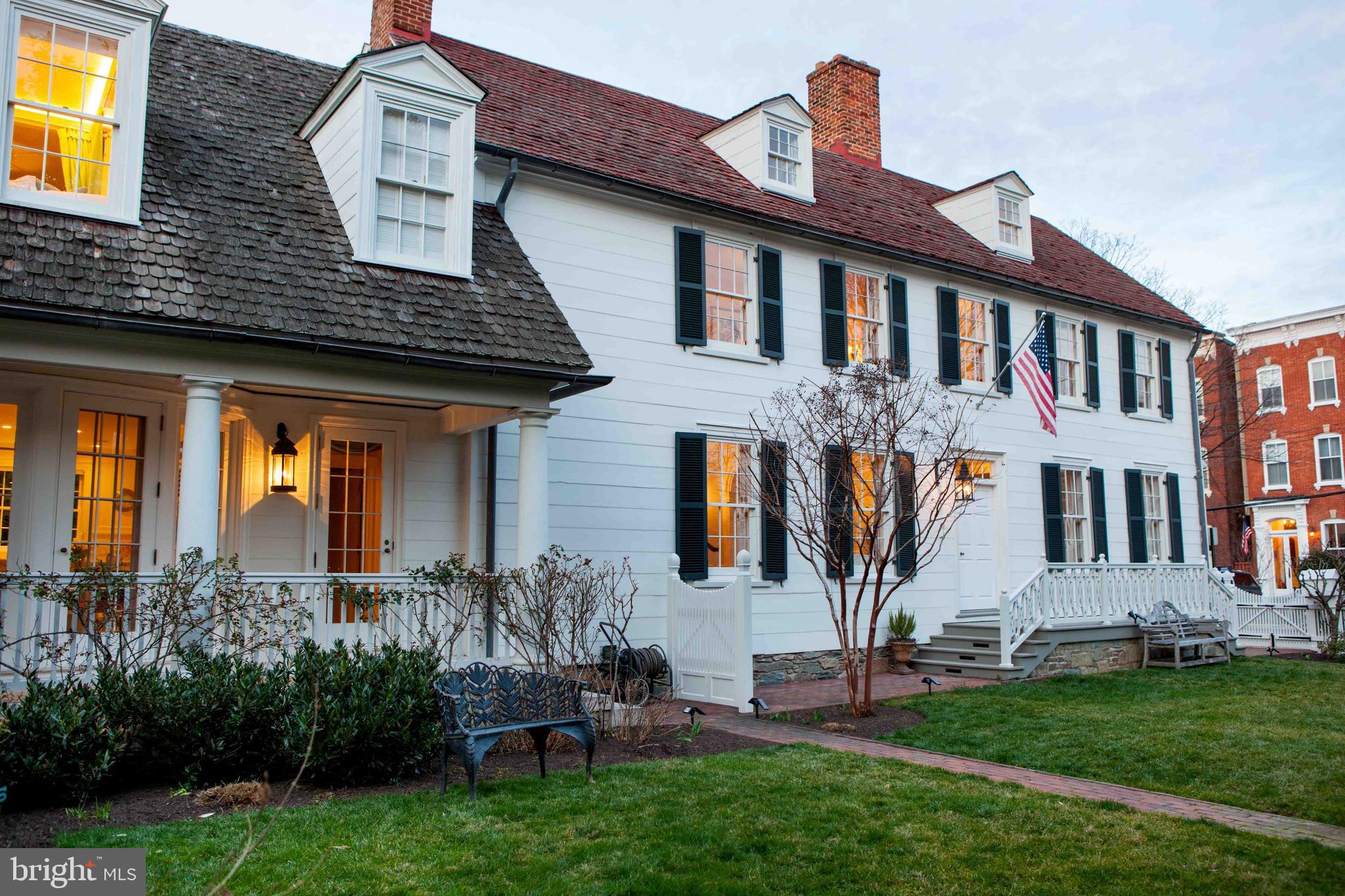 OLD TOWN ALEXANDRIA - Residential