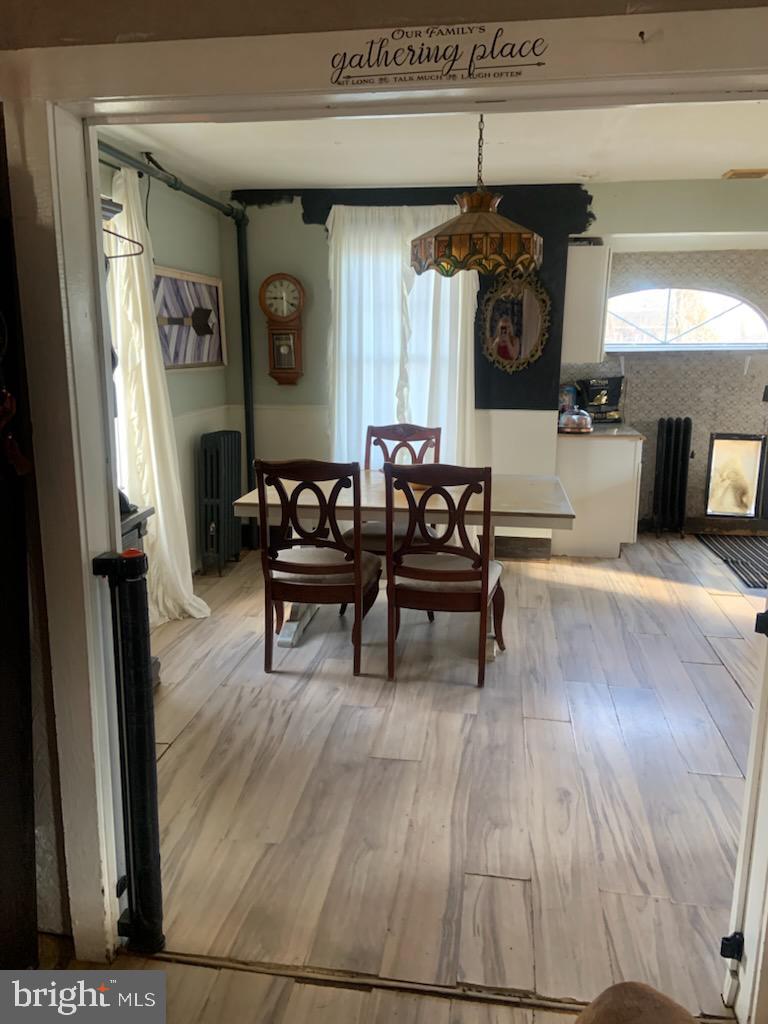 6126 LONGWOOD AVENUE