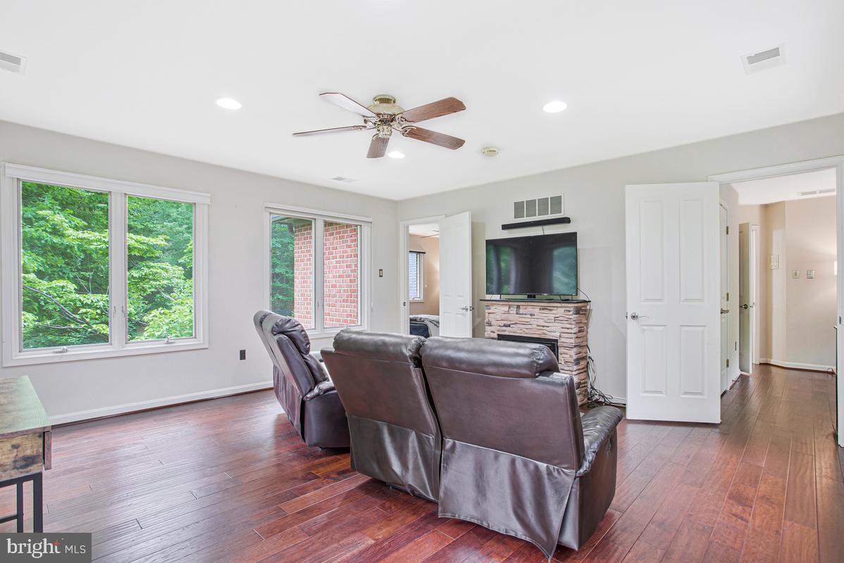 BRIERLY - Residential