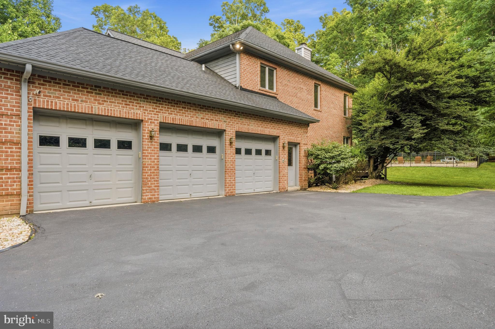 13849 RUSSELL ZEPP DRIVE