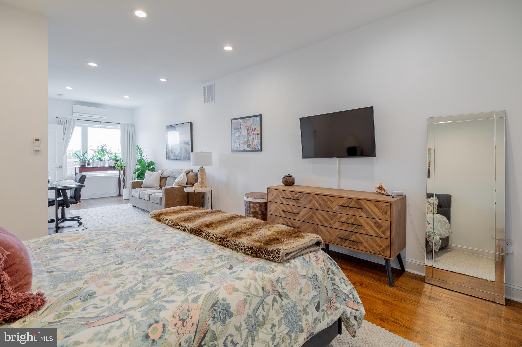 FISHTOWN - Residential Lease