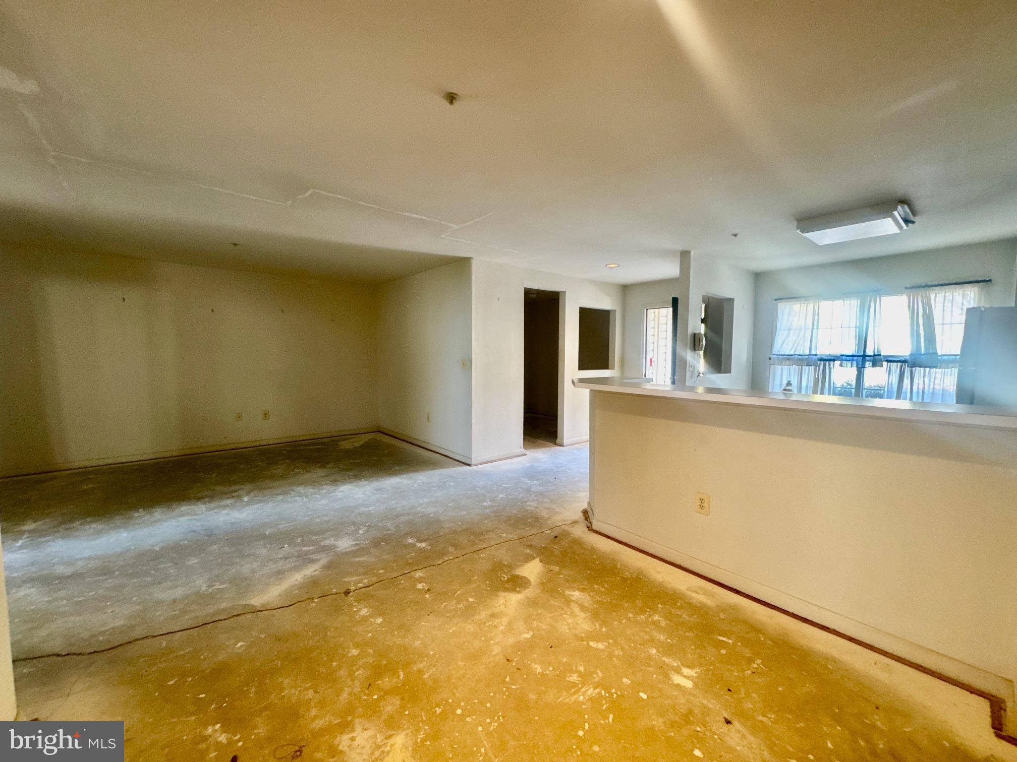 ANNAPOLIS OVERLOOK - Residential