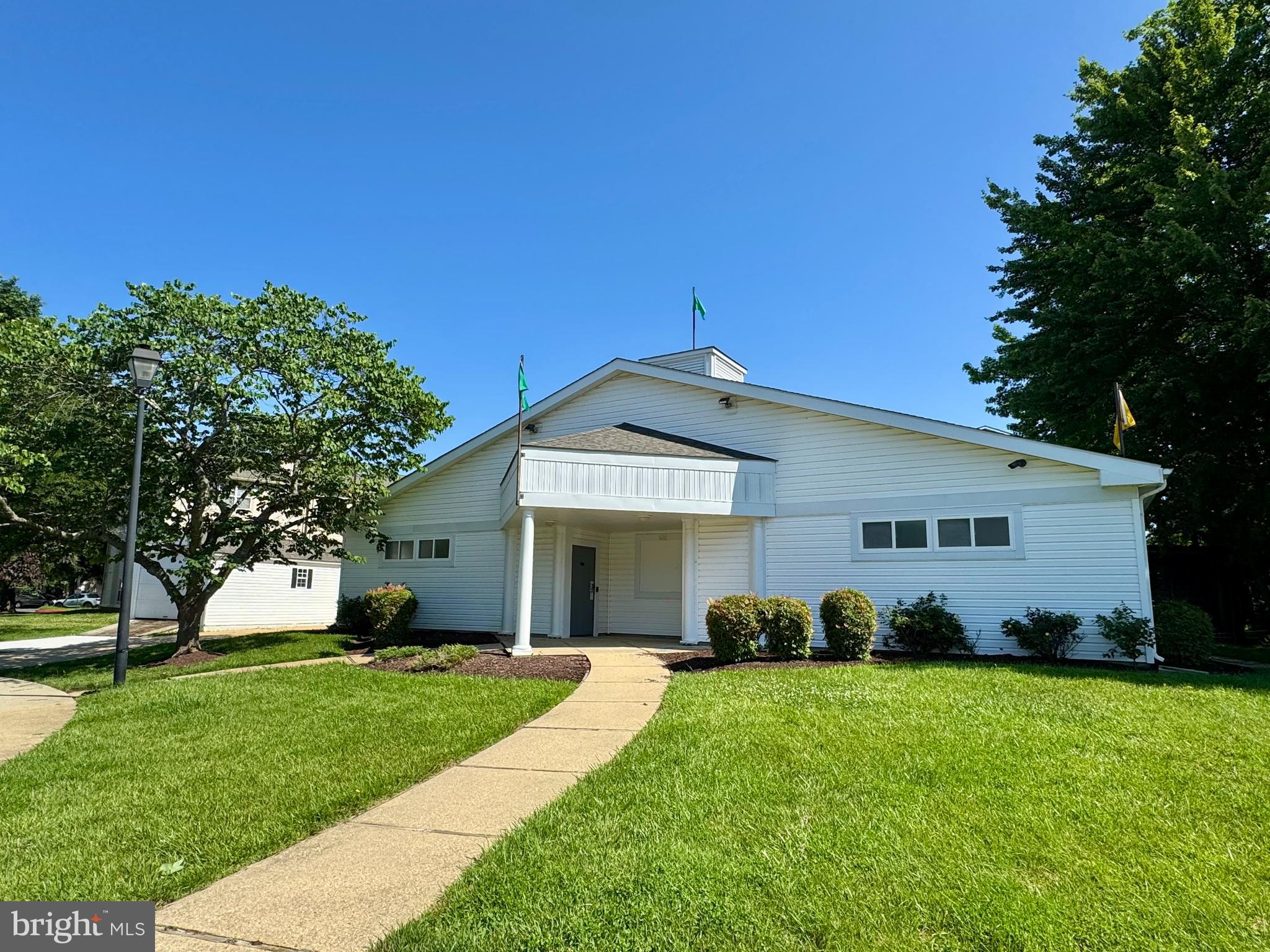 ANNAPOLIS OVERLOOK - Residential