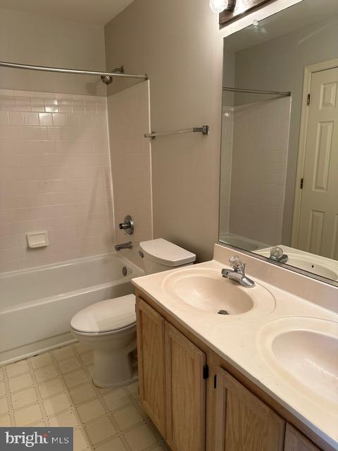 CASCADES LOWES ISLAND - Residential Lease