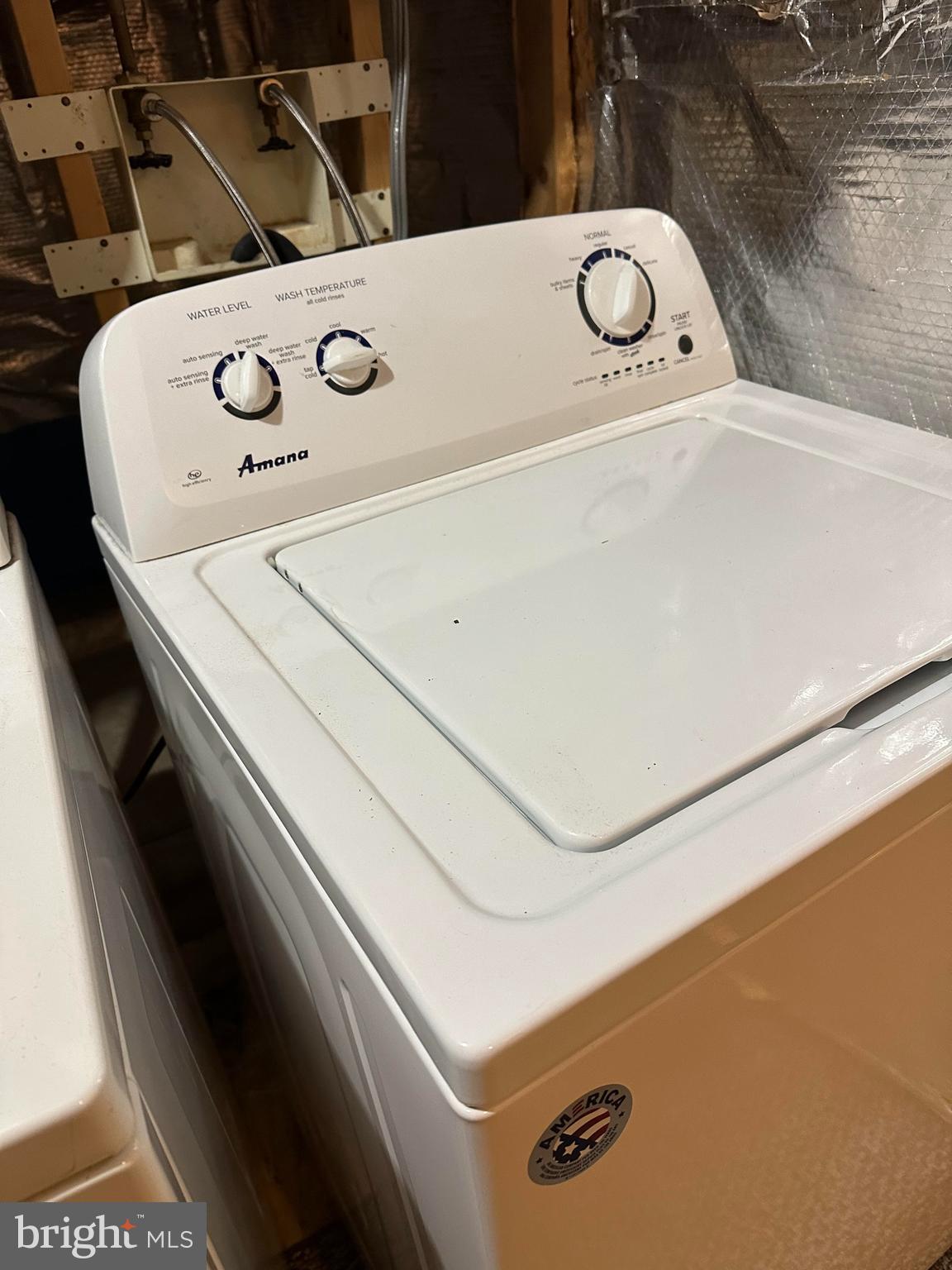 CASCADES LOWES ISLAND - Residential Lease