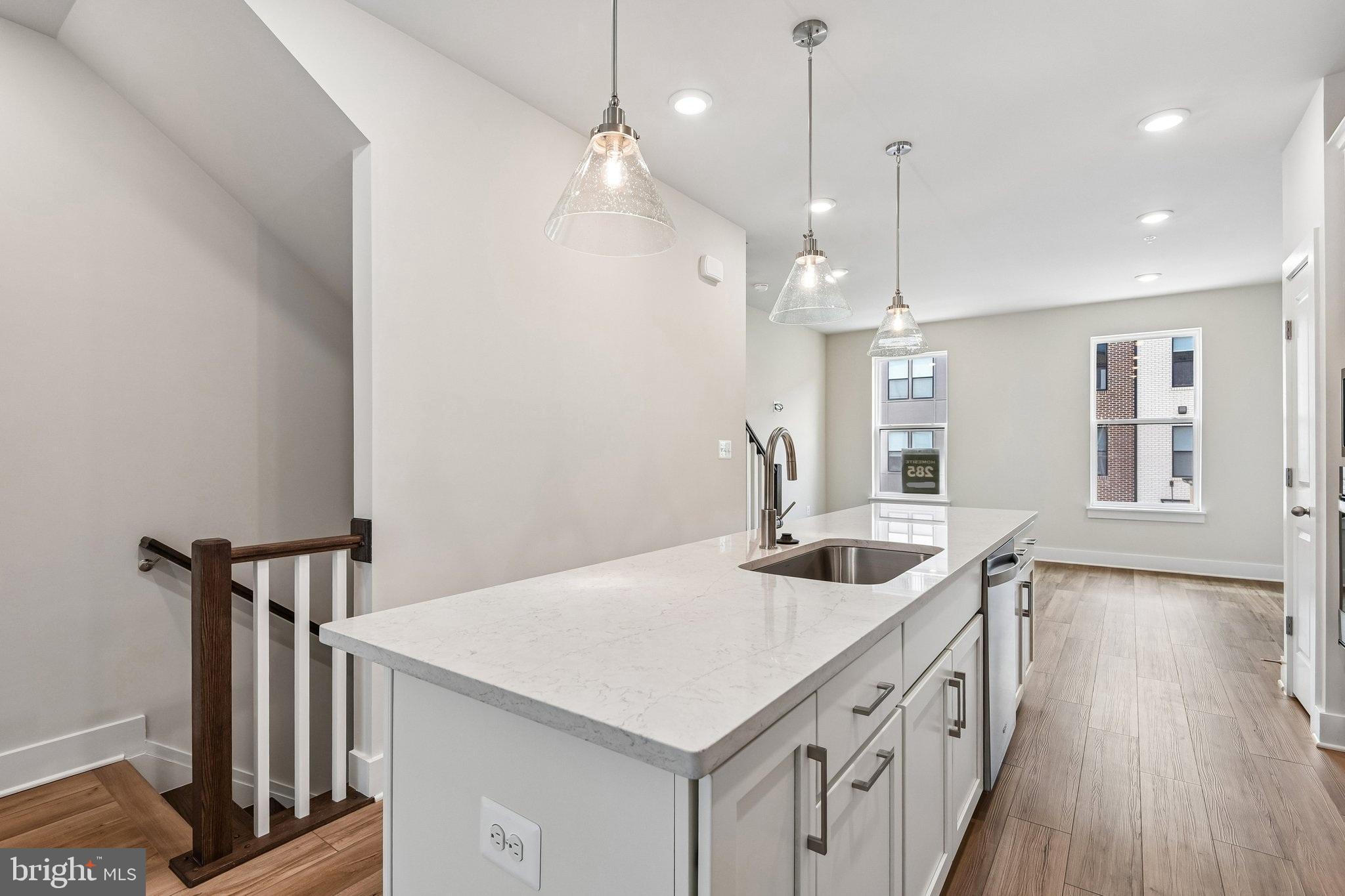 LOCKE LANDING - Residential