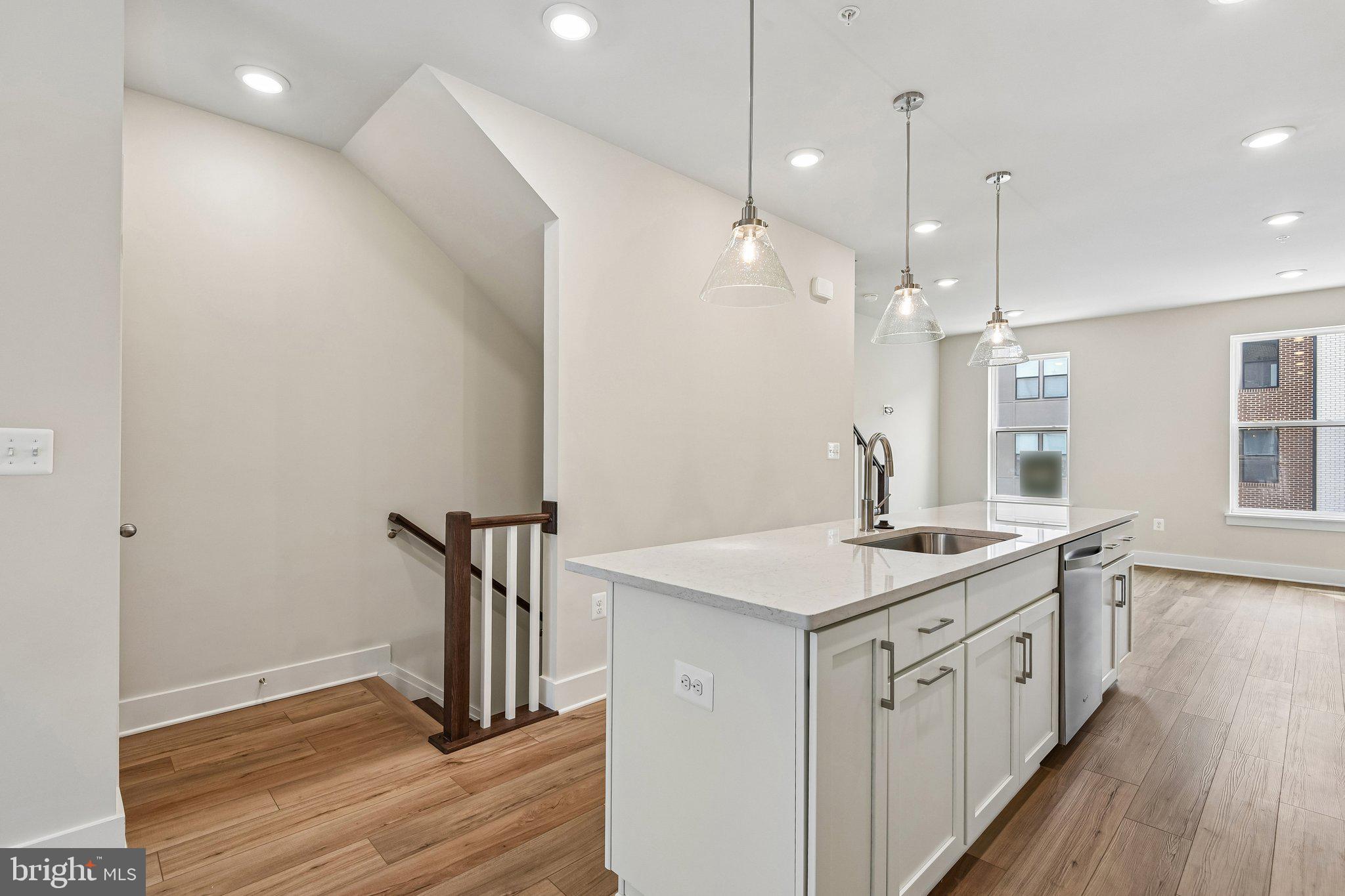 LOCKE LANDING - Residential