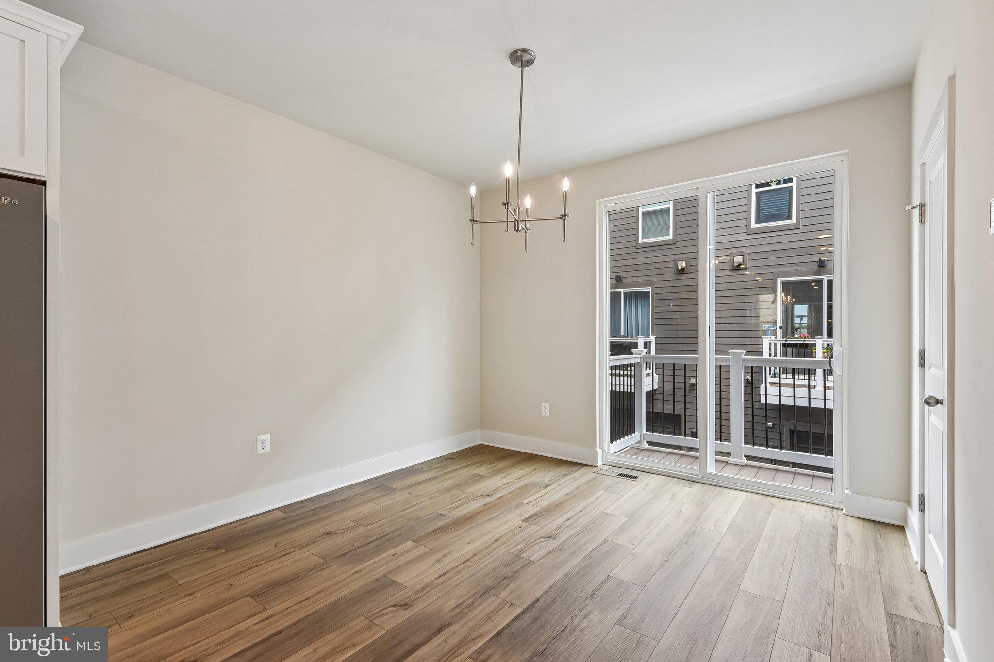LOCKE LANDING - Residential