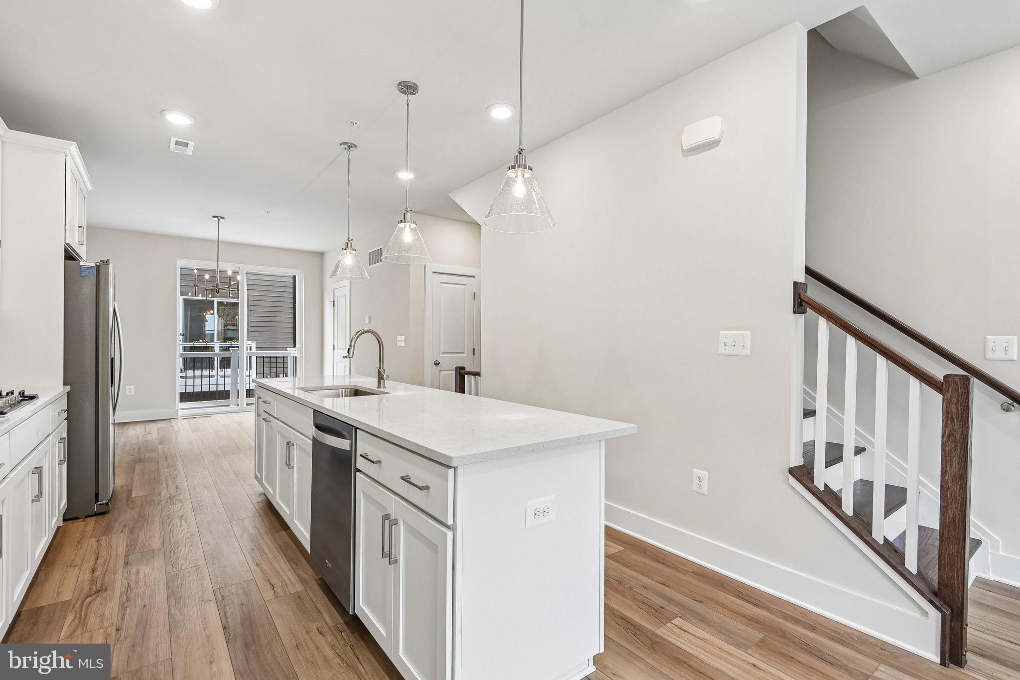 LOCKE LANDING - Residential