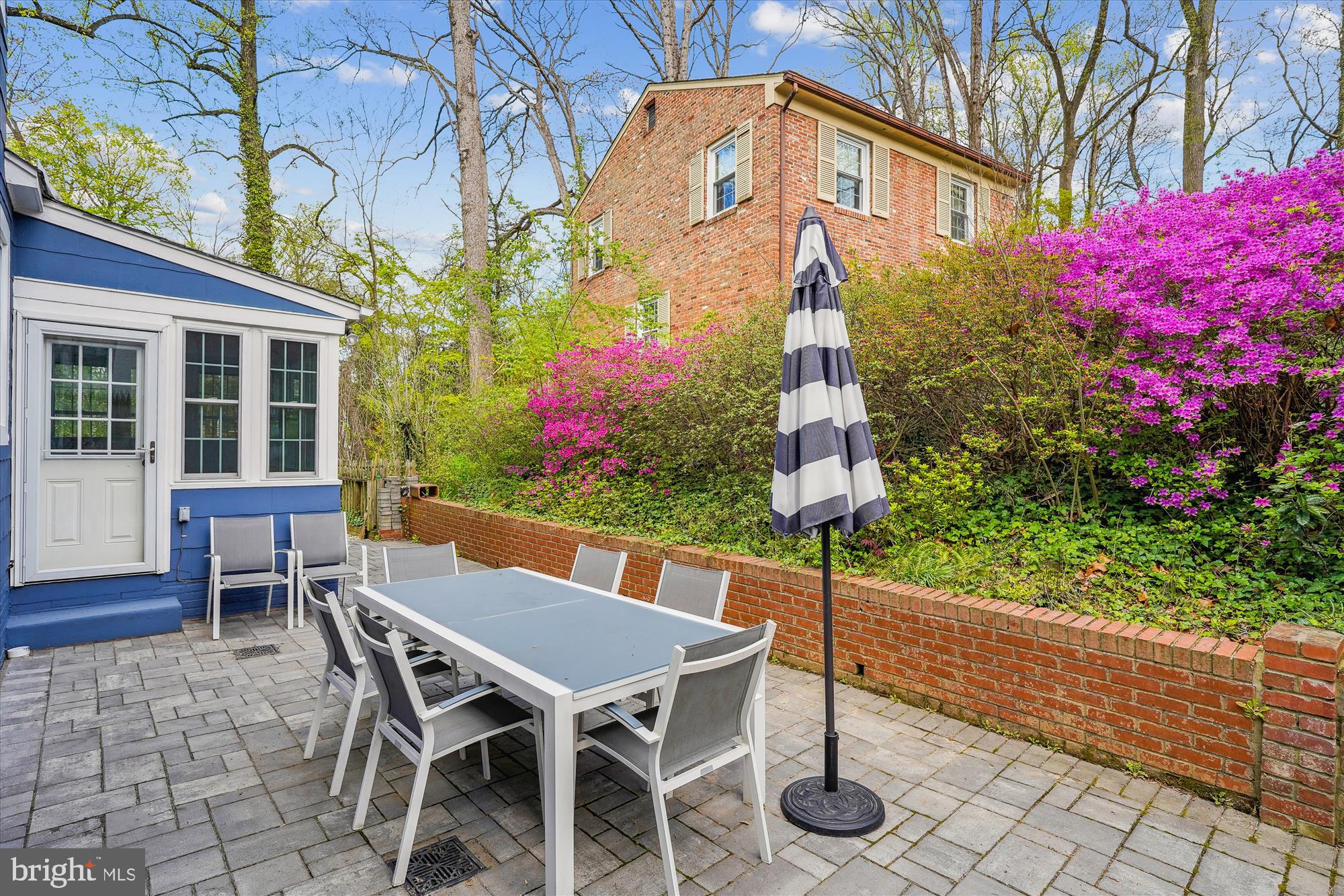 MOHICAN HILLS - Residential