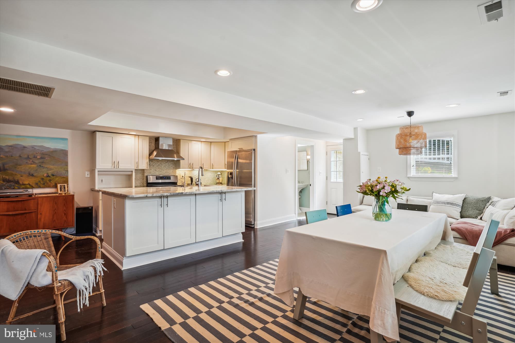 MOHICAN HILLS - Residential