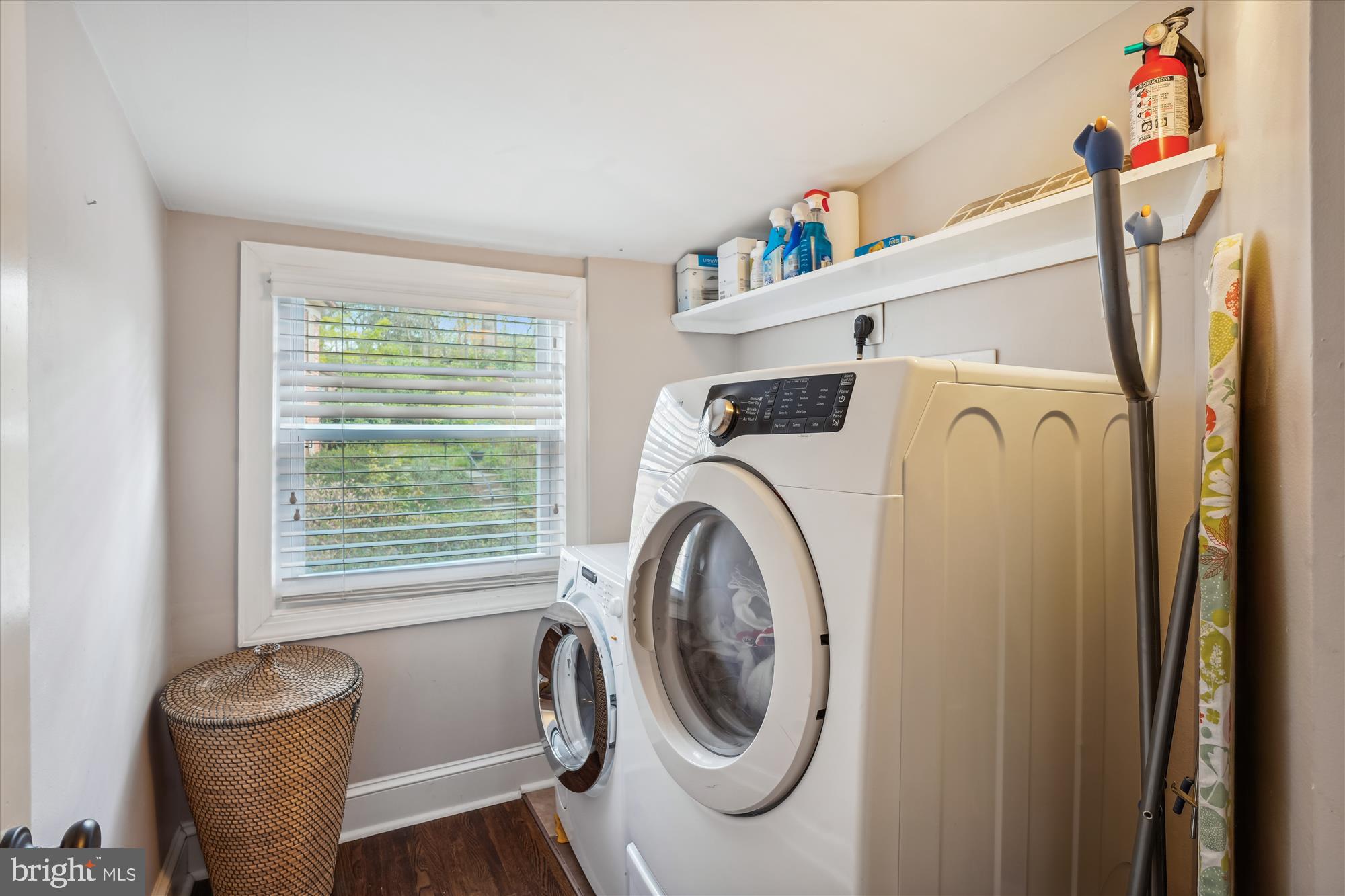 MOHICAN HILLS - Residential