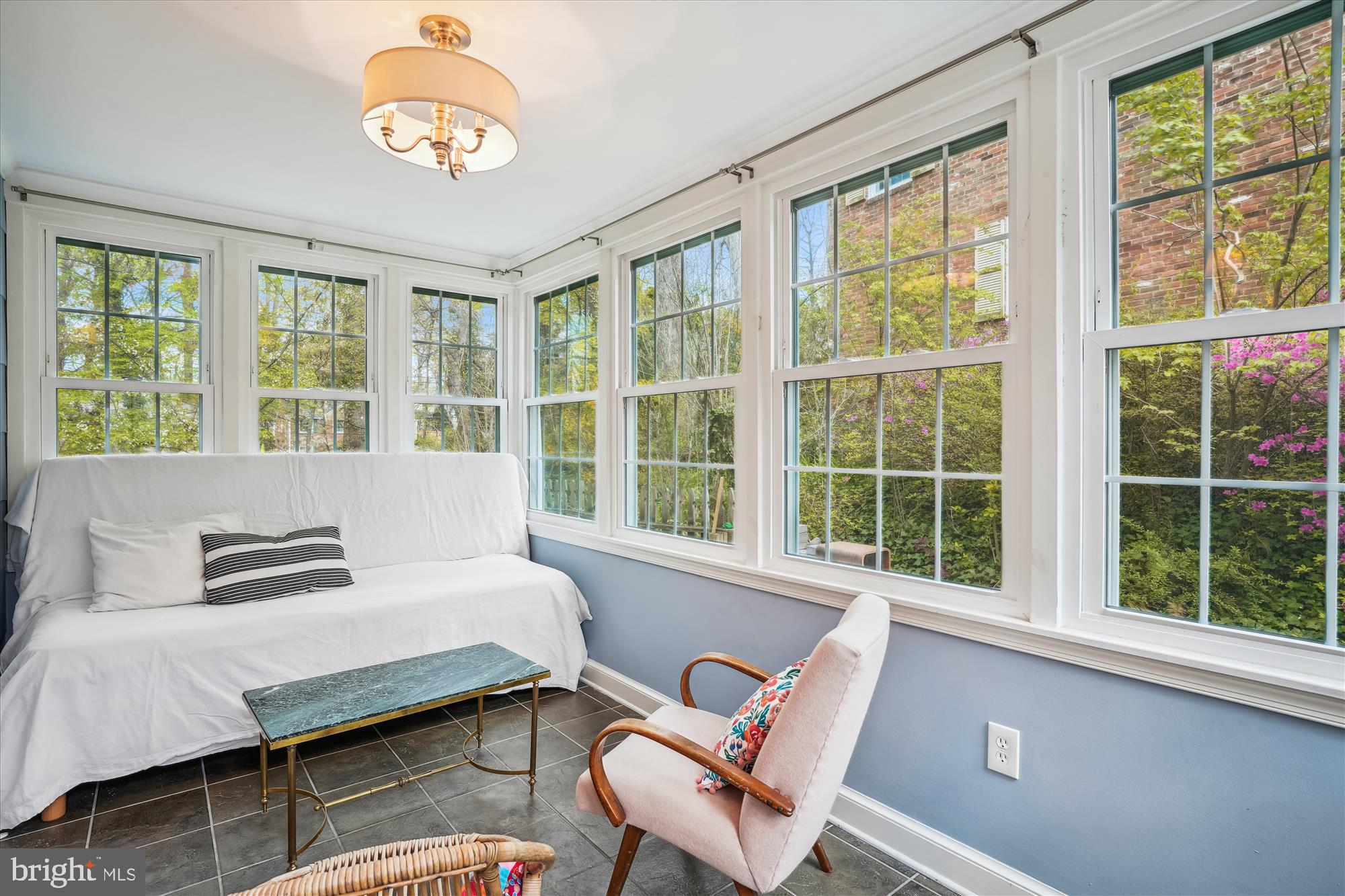 MOHICAN HILLS - Residential