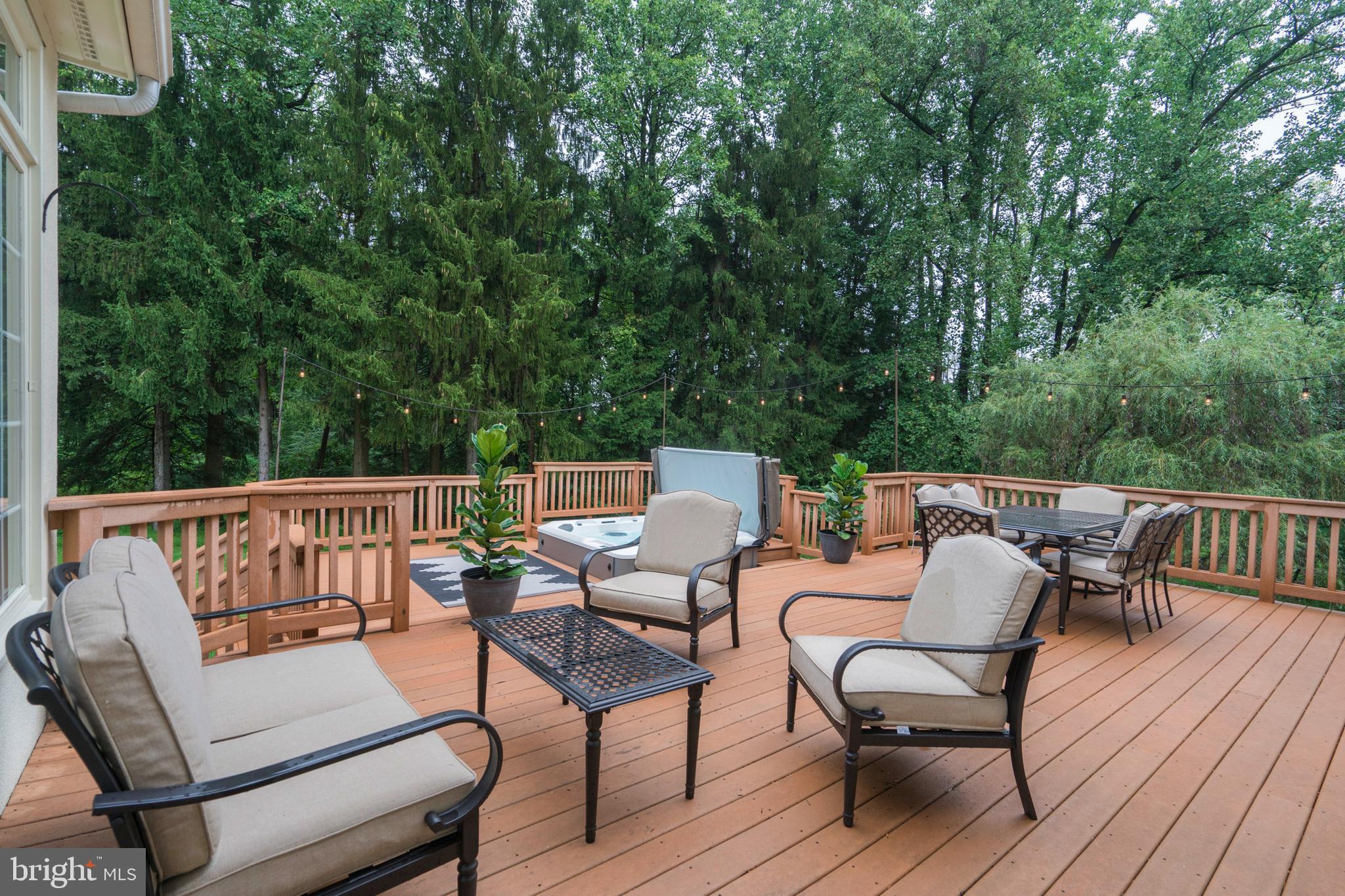 BRIARWOOD - Residential