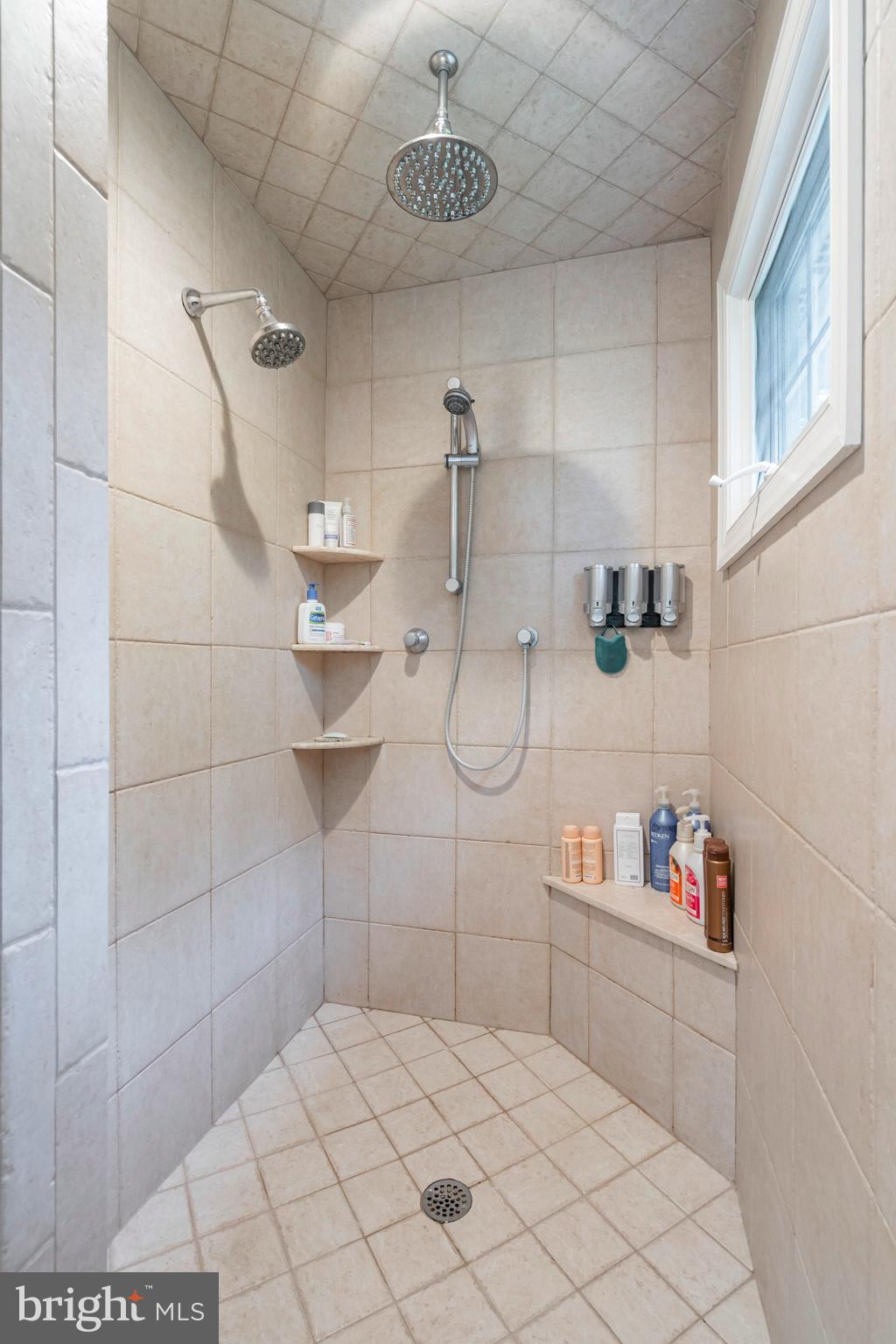 BRIARWOOD - Residential