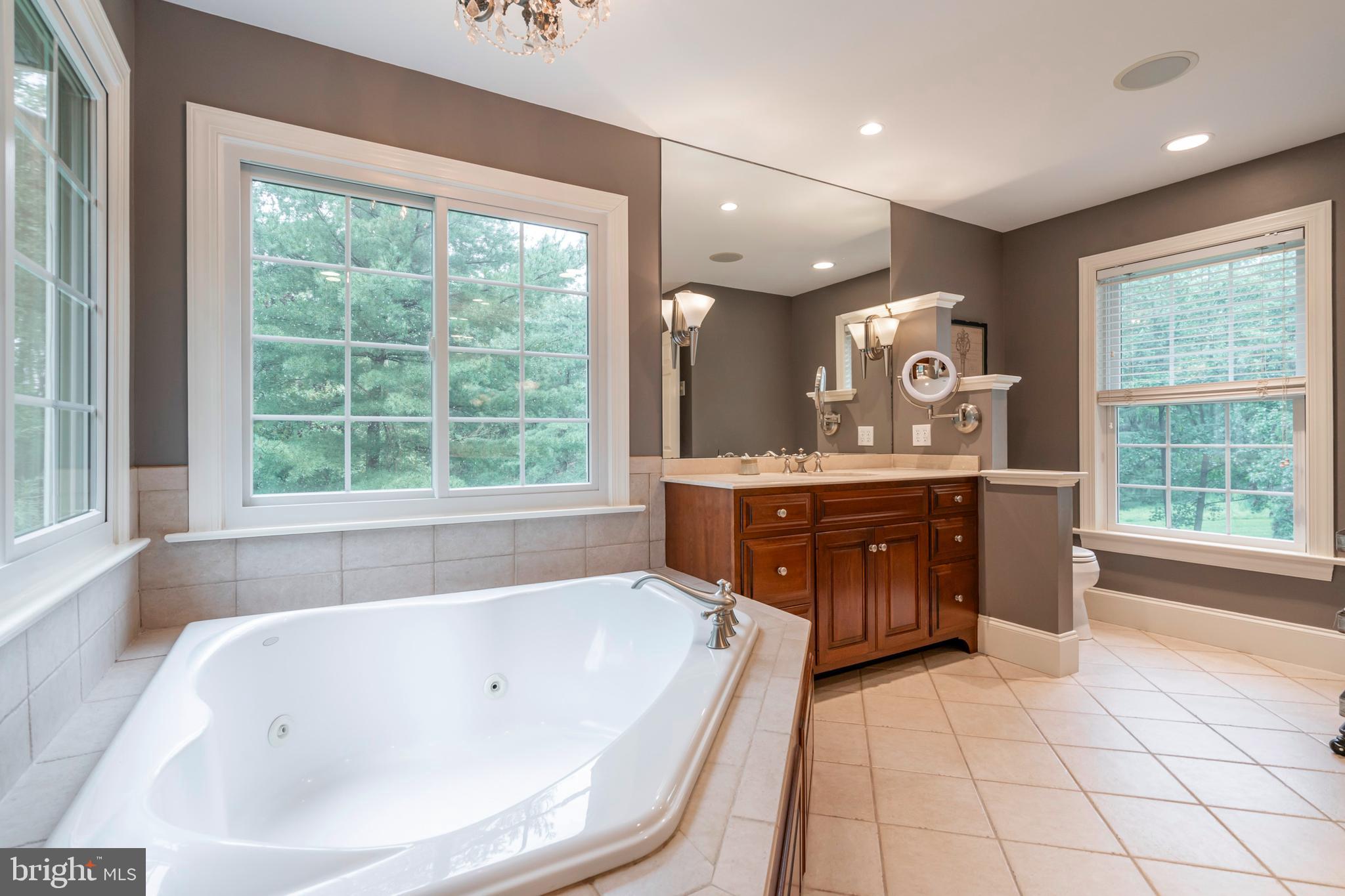 BRIARWOOD - Residential