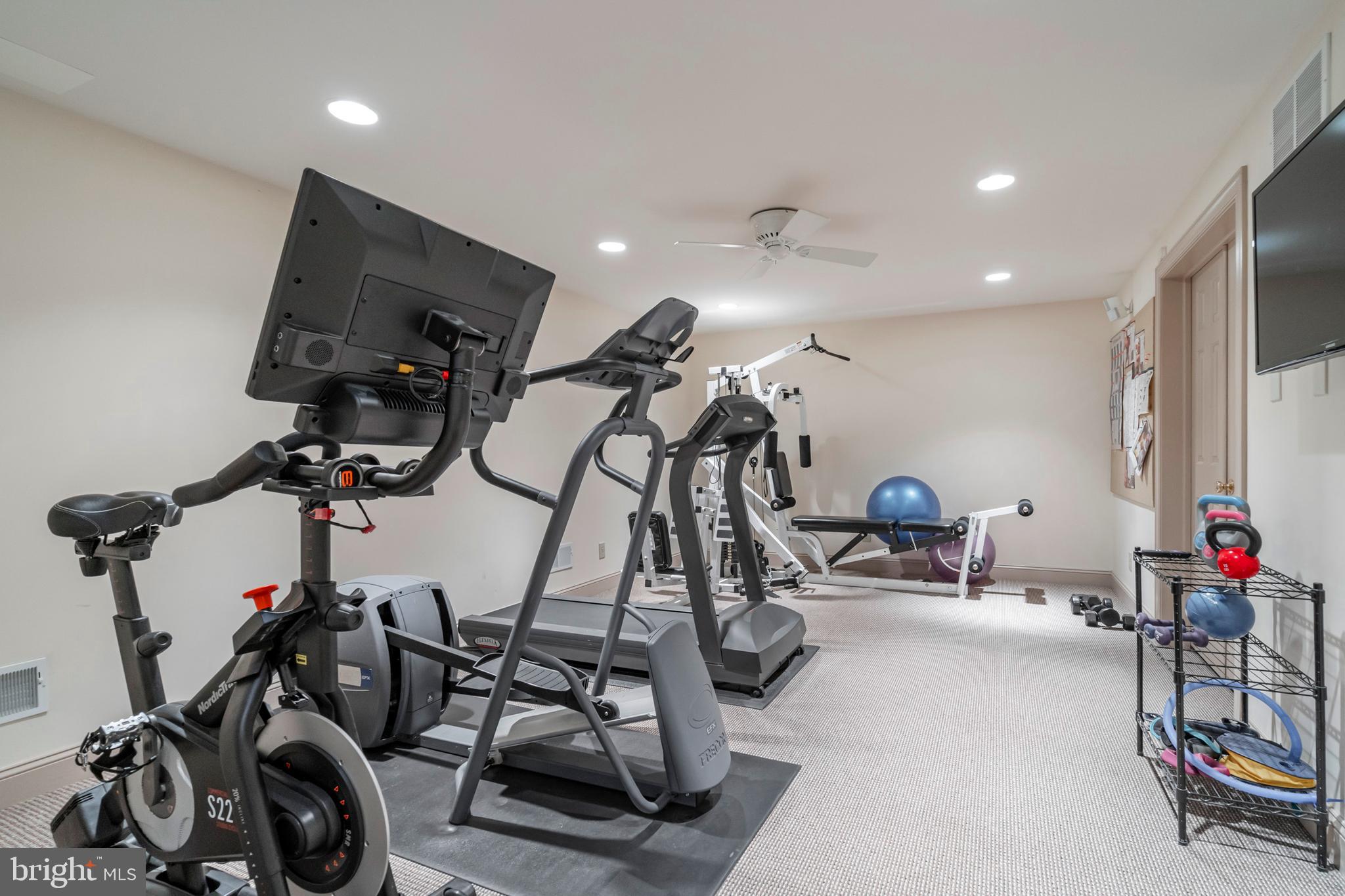 BRIARWOOD - Residential